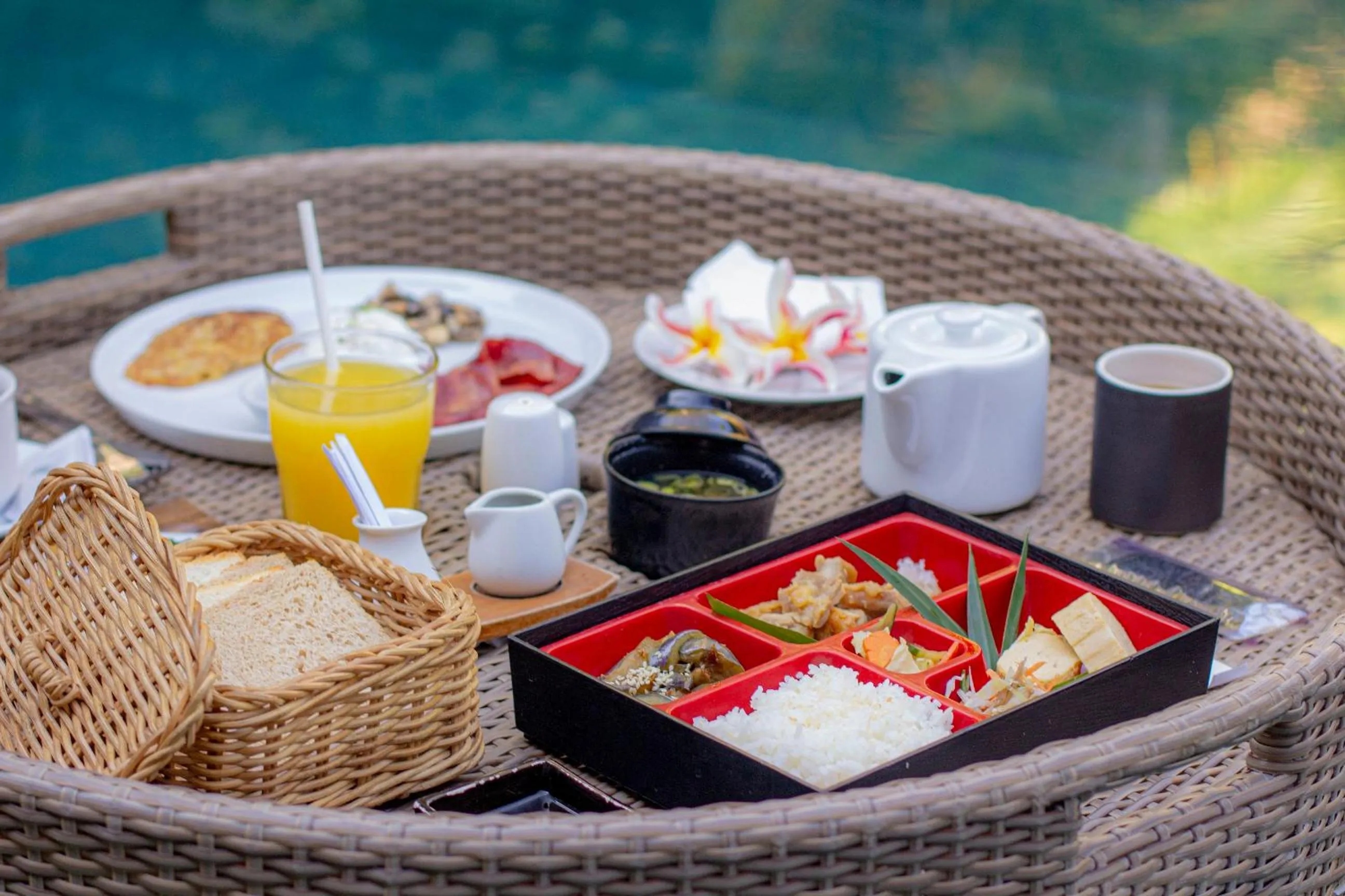 Food and drinks in DISINI Luxury Spa Villas-CHSE Certified