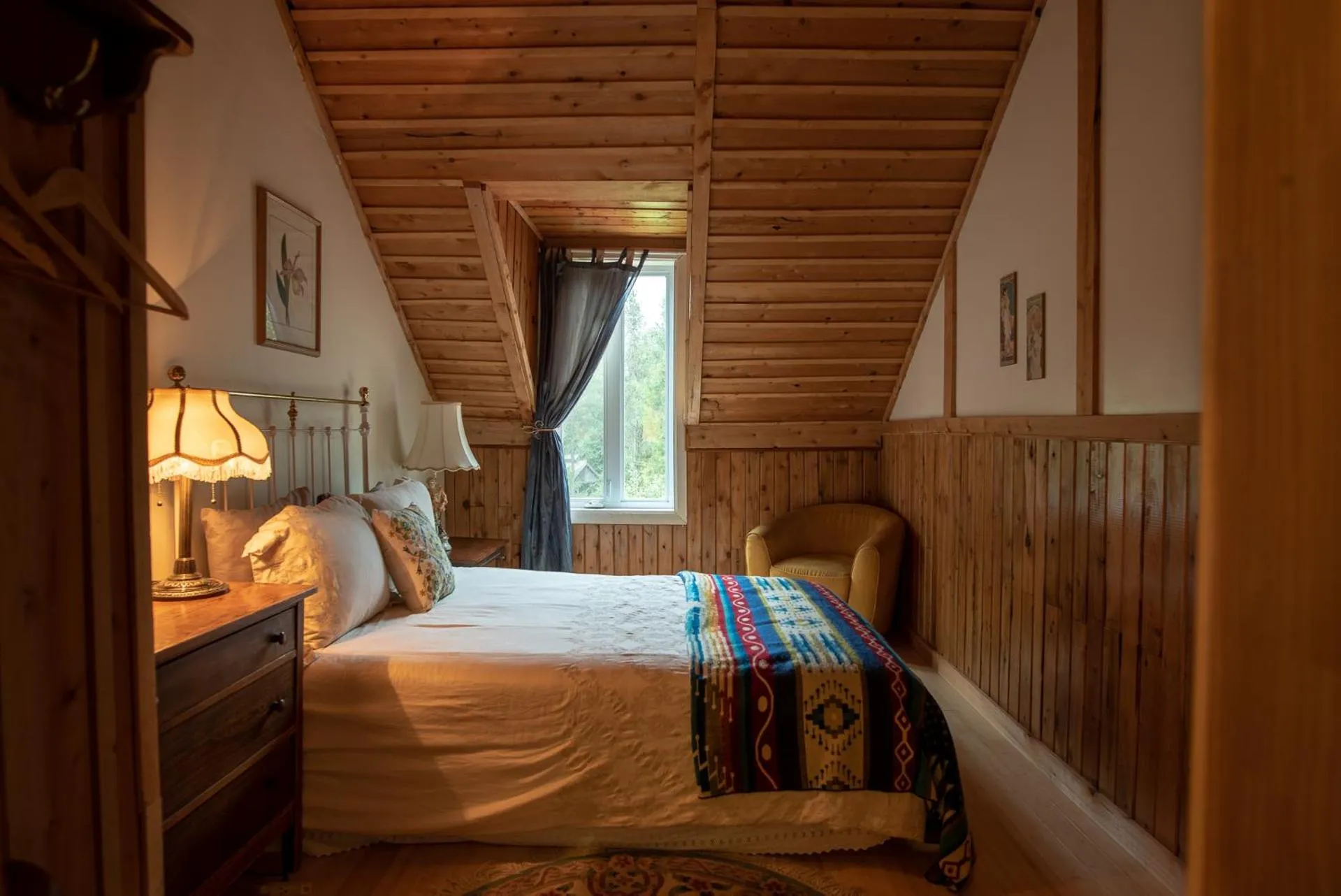 Bedroom, Bed in Auberge Restaurant La Mara