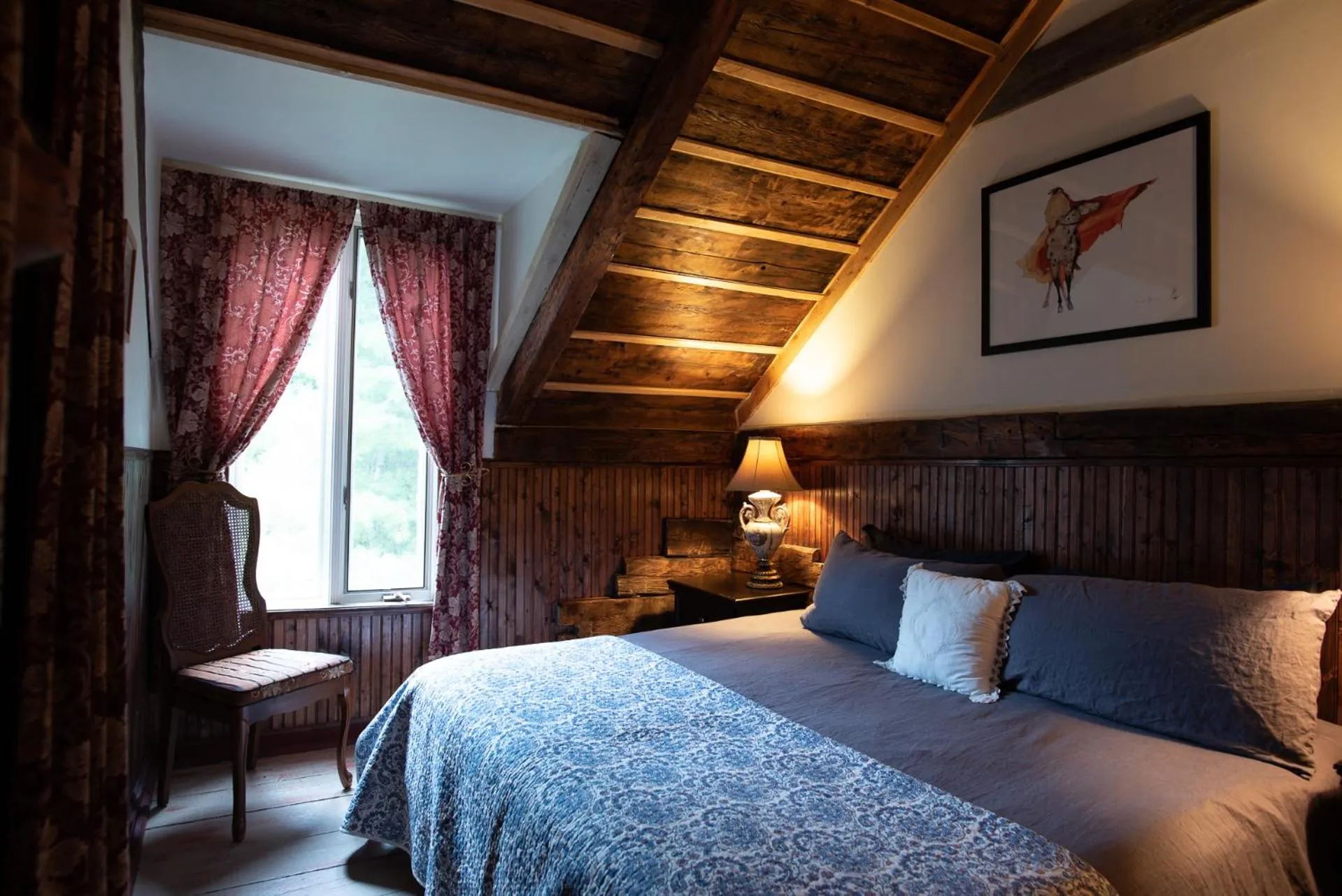 Bed in Auberge Restaurant La Mara