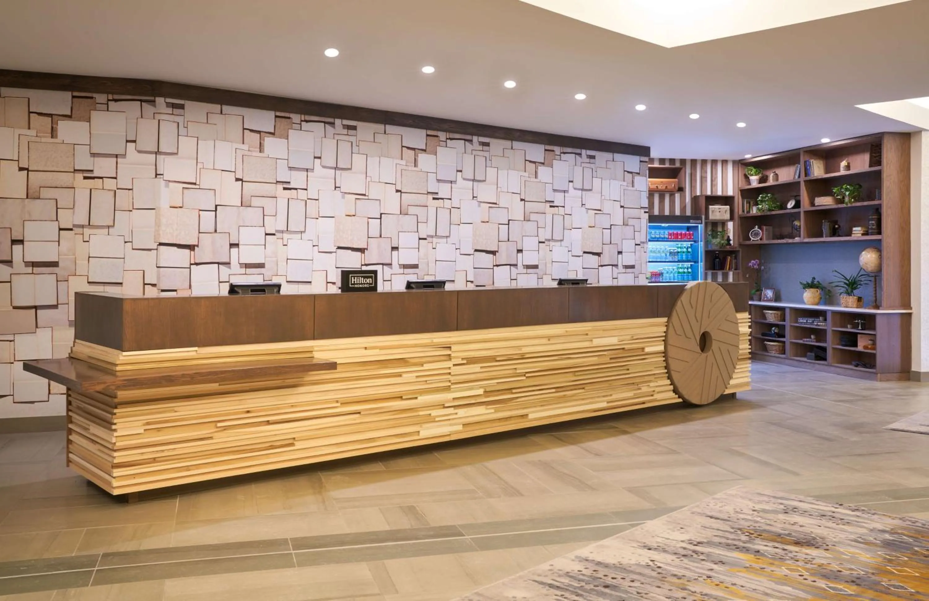 Lobby or reception in Hilton Appleton Paper Valley