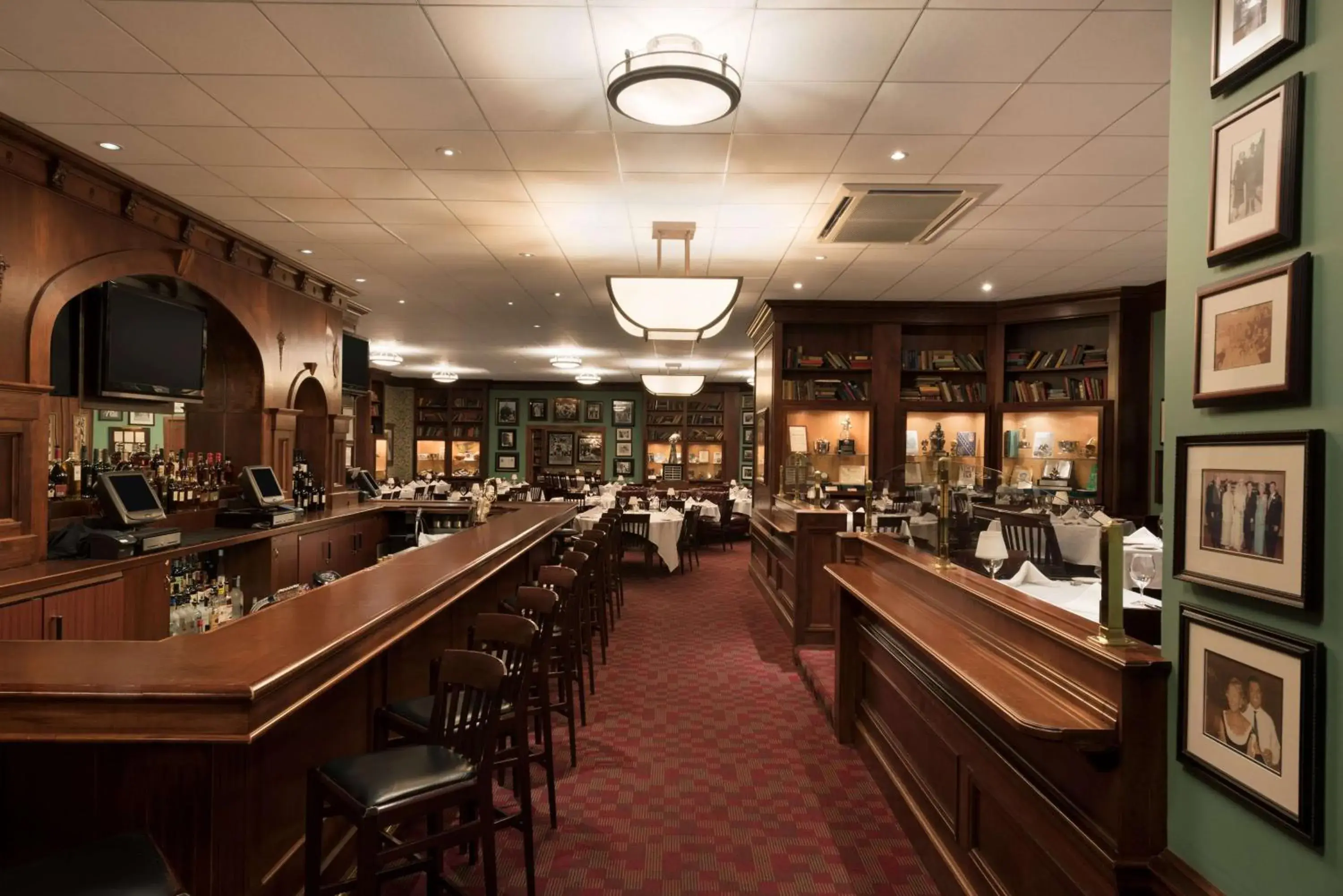 Restaurant/places to eat in Hilton Appleton Paper Valley Restaurant/places to eat in Hilton Appleton Paper Valley