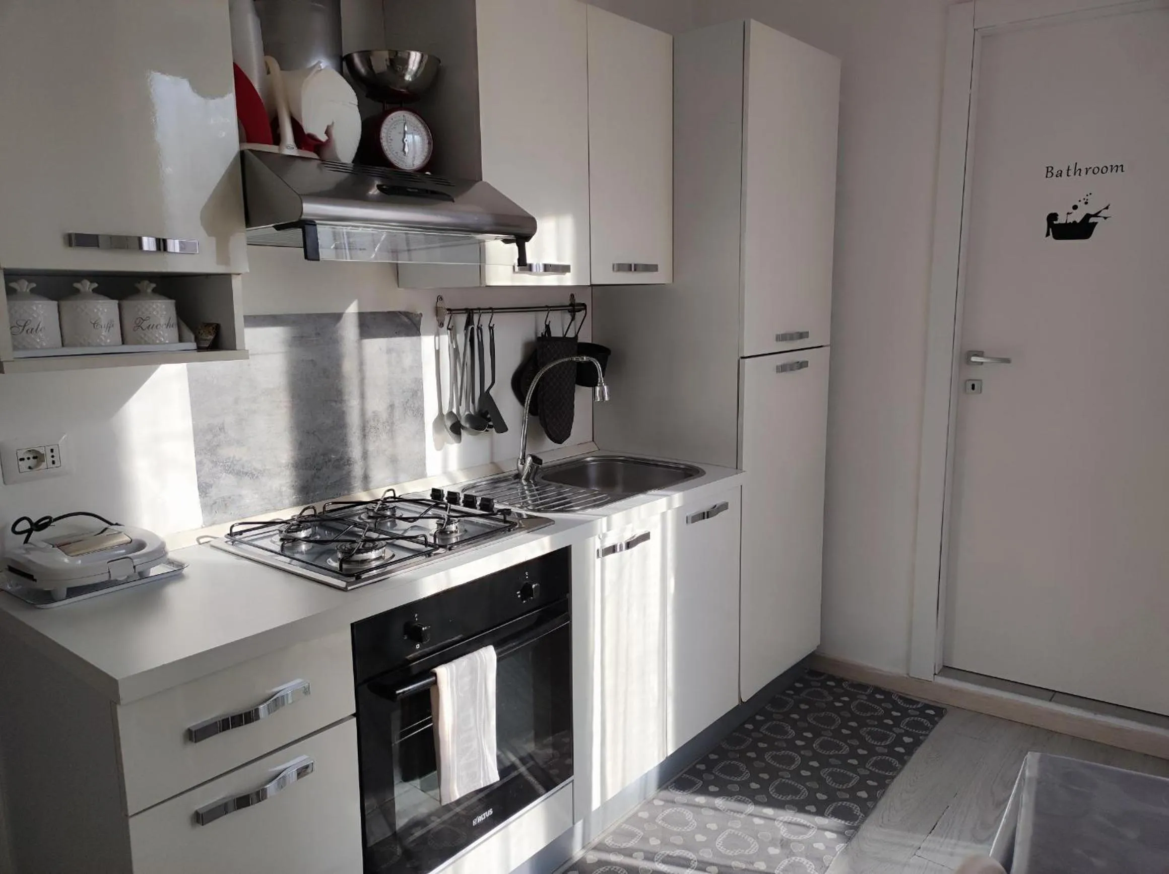 Kitchen or kitchenette in My Home