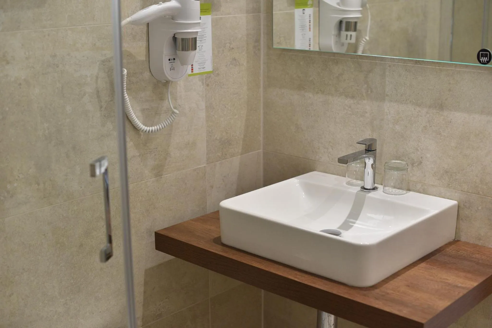 Bathroom in Calvi Hôtel