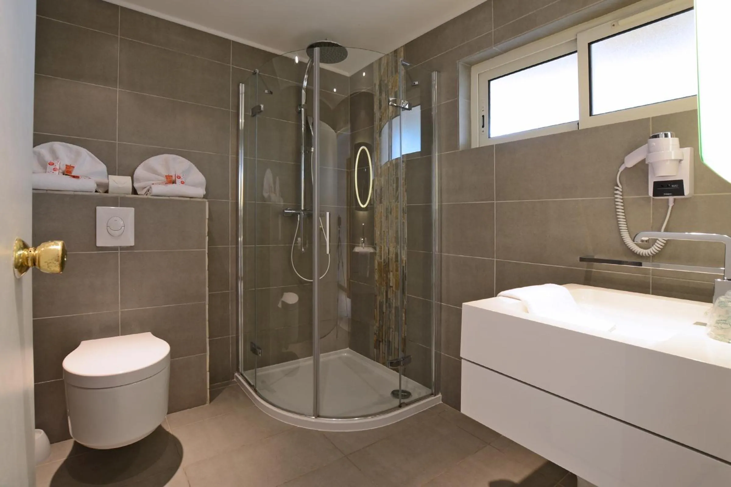 Bathroom in Calvi Hôtel