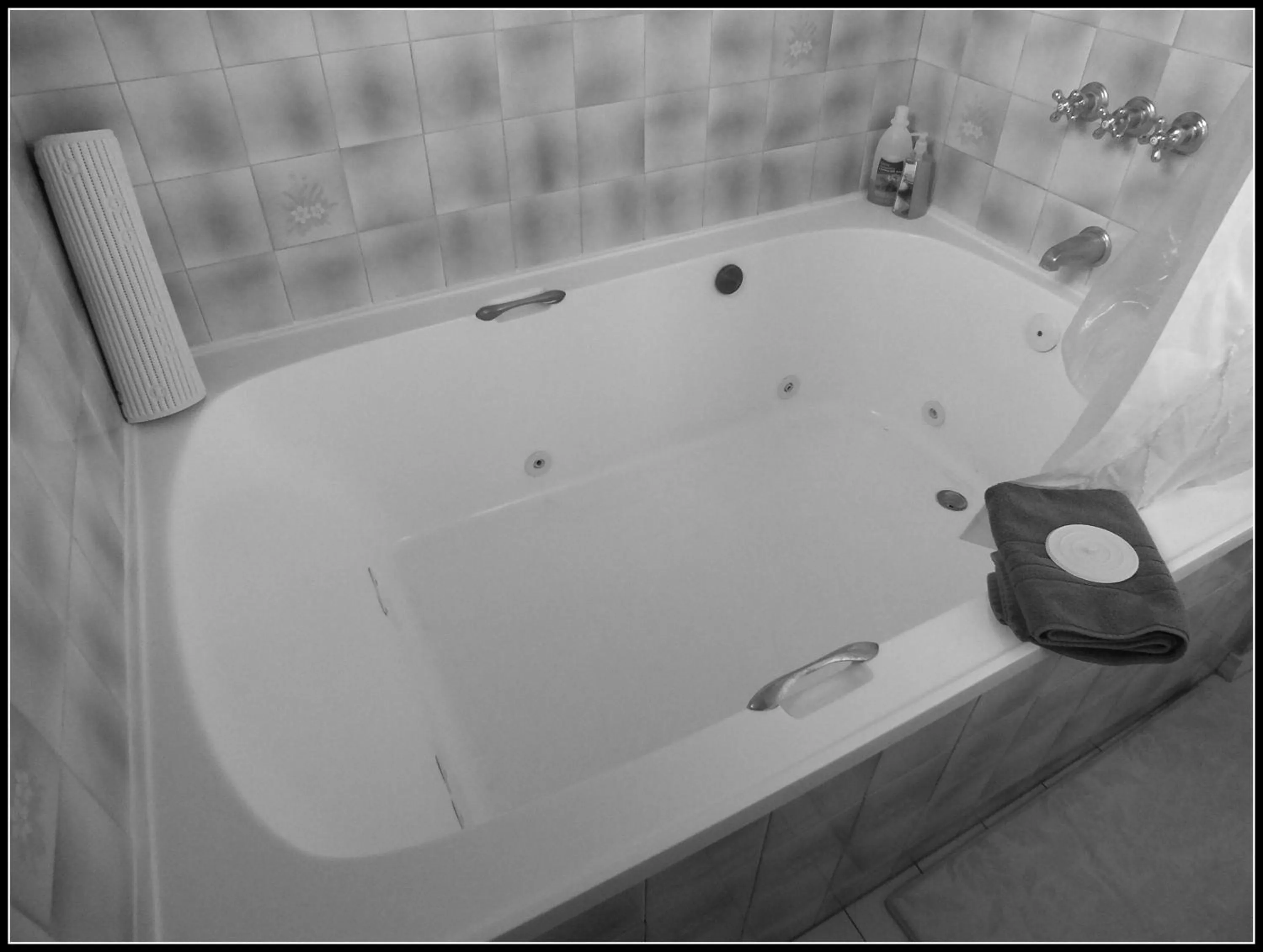 Shower in Sunnyside Inn Bed &Breakfast