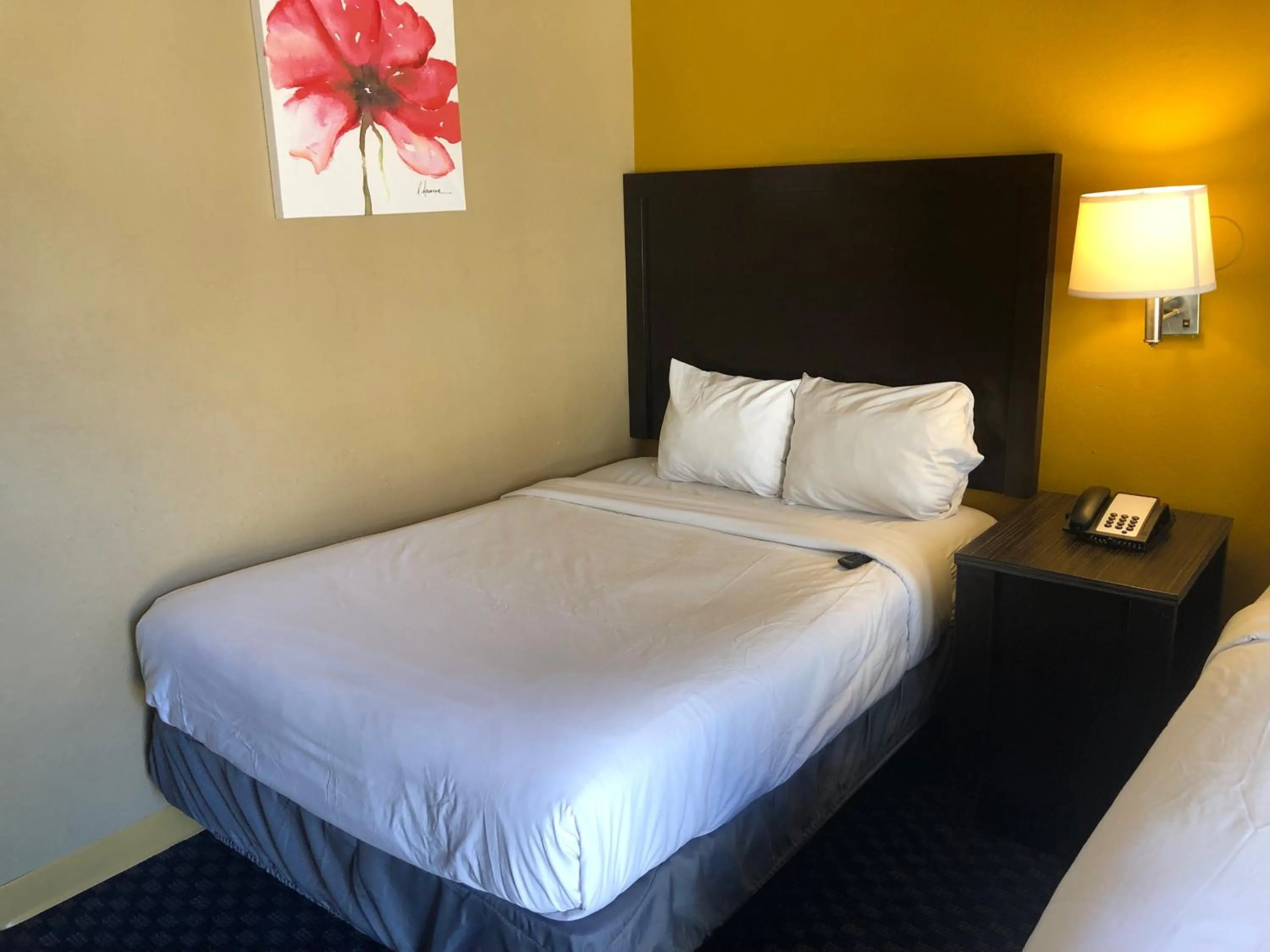 Bed in Howard Johnson by Wyndham Odessa TX