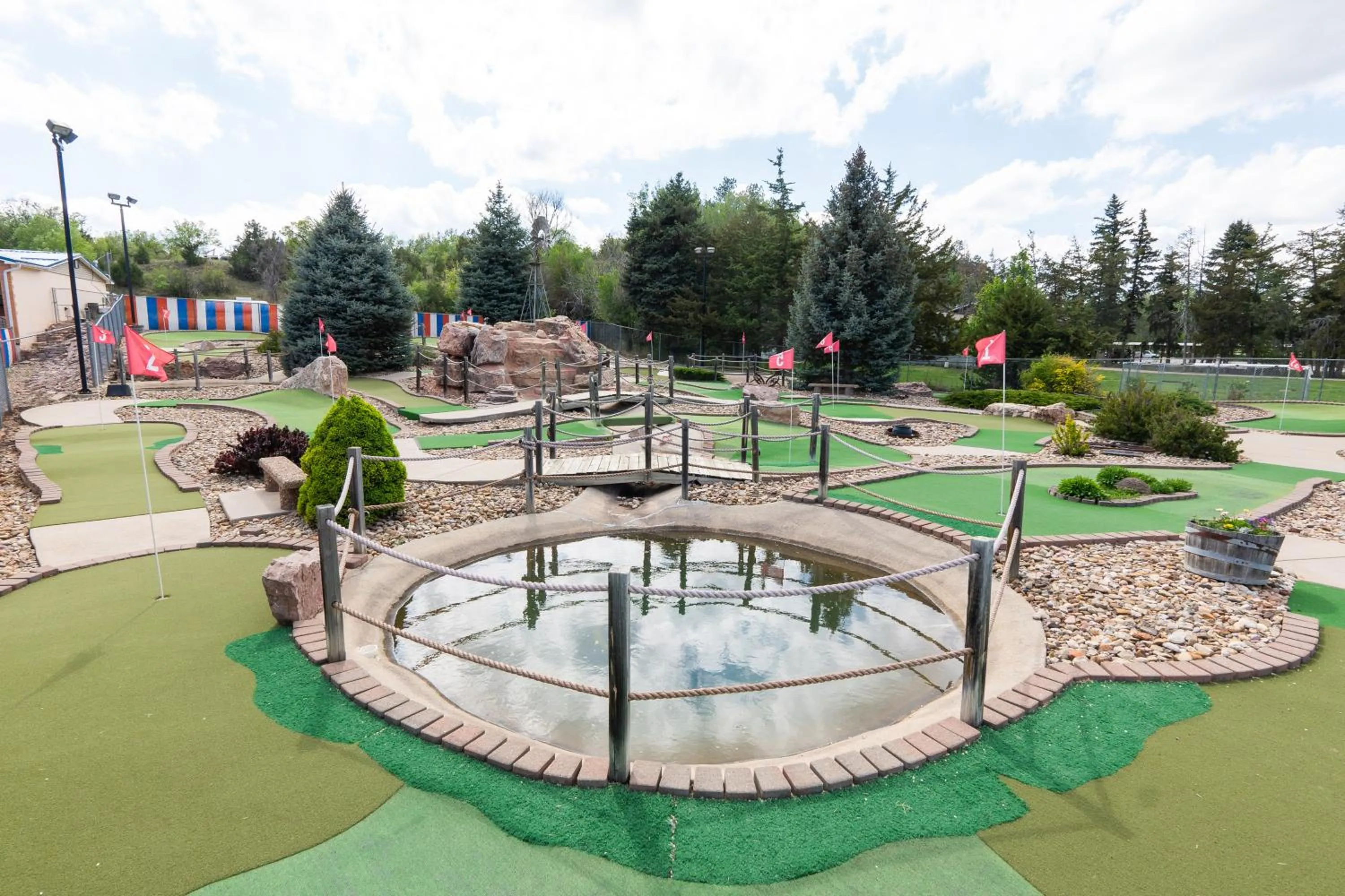 Natural landscape in Hills Inn