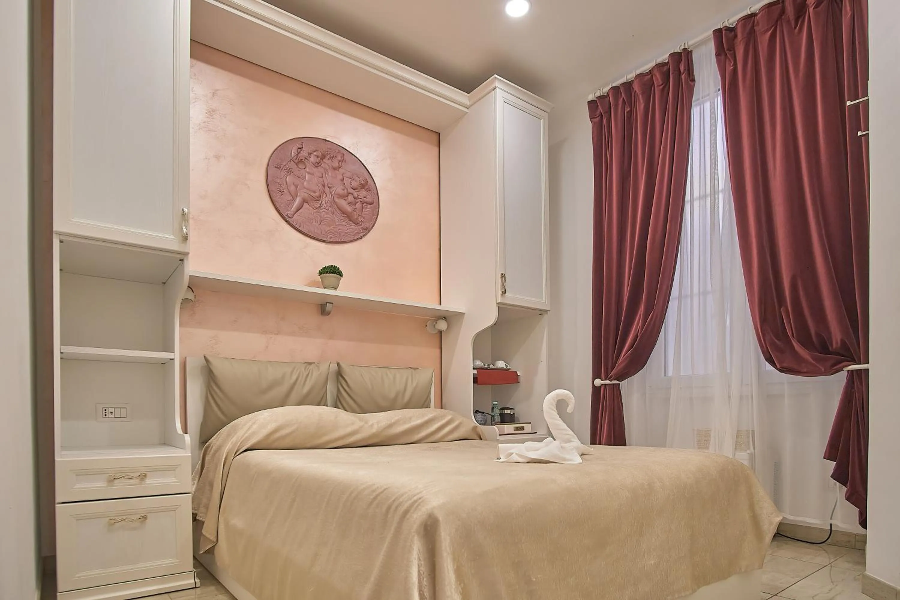 Photo of the whole room, Bed in Museum Guest House