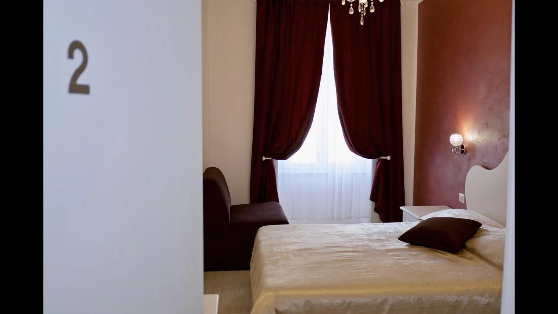 Photo of the whole room, Bed in Museum Guest House