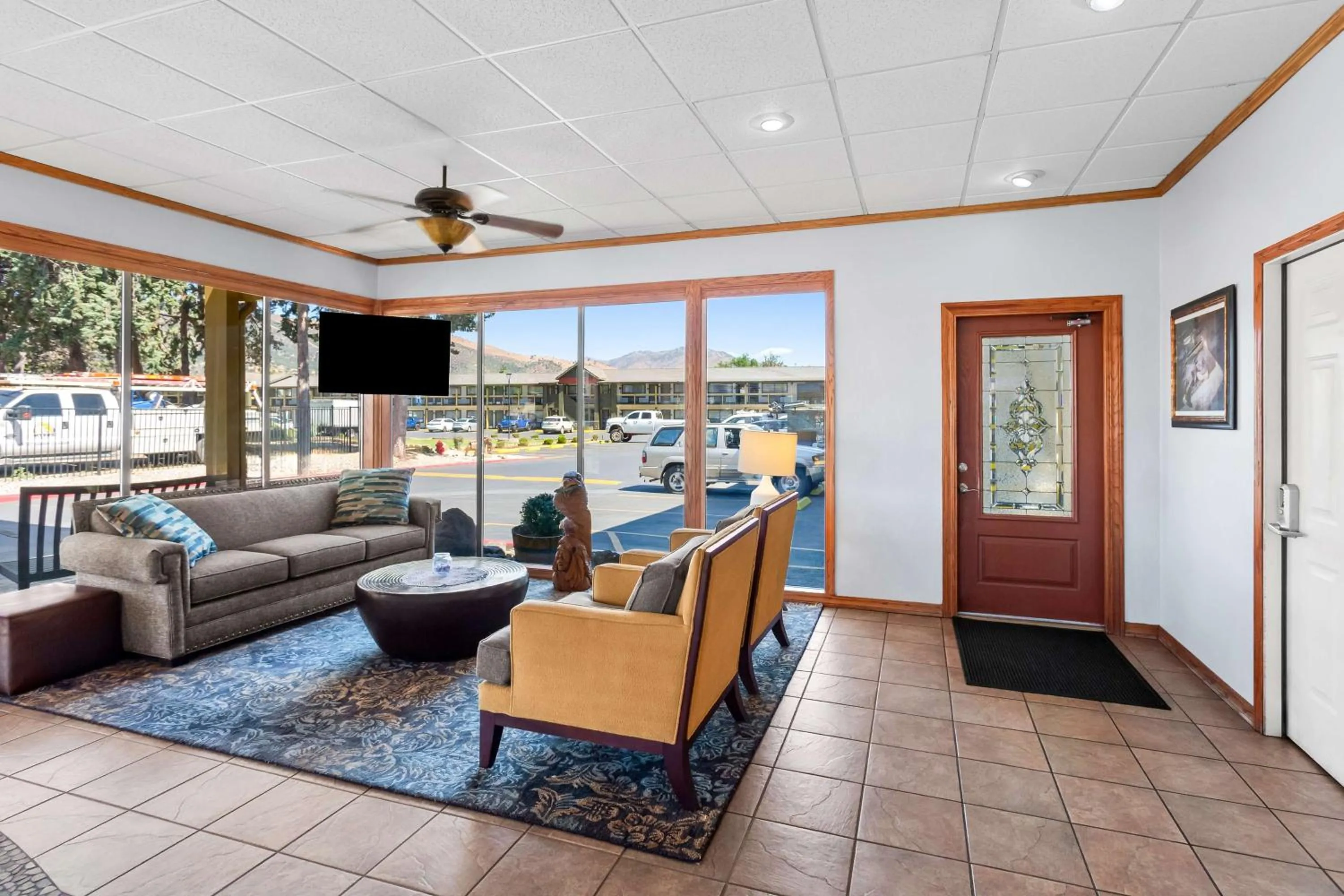 Lobby or reception in Best Western Miners Inn Yreka