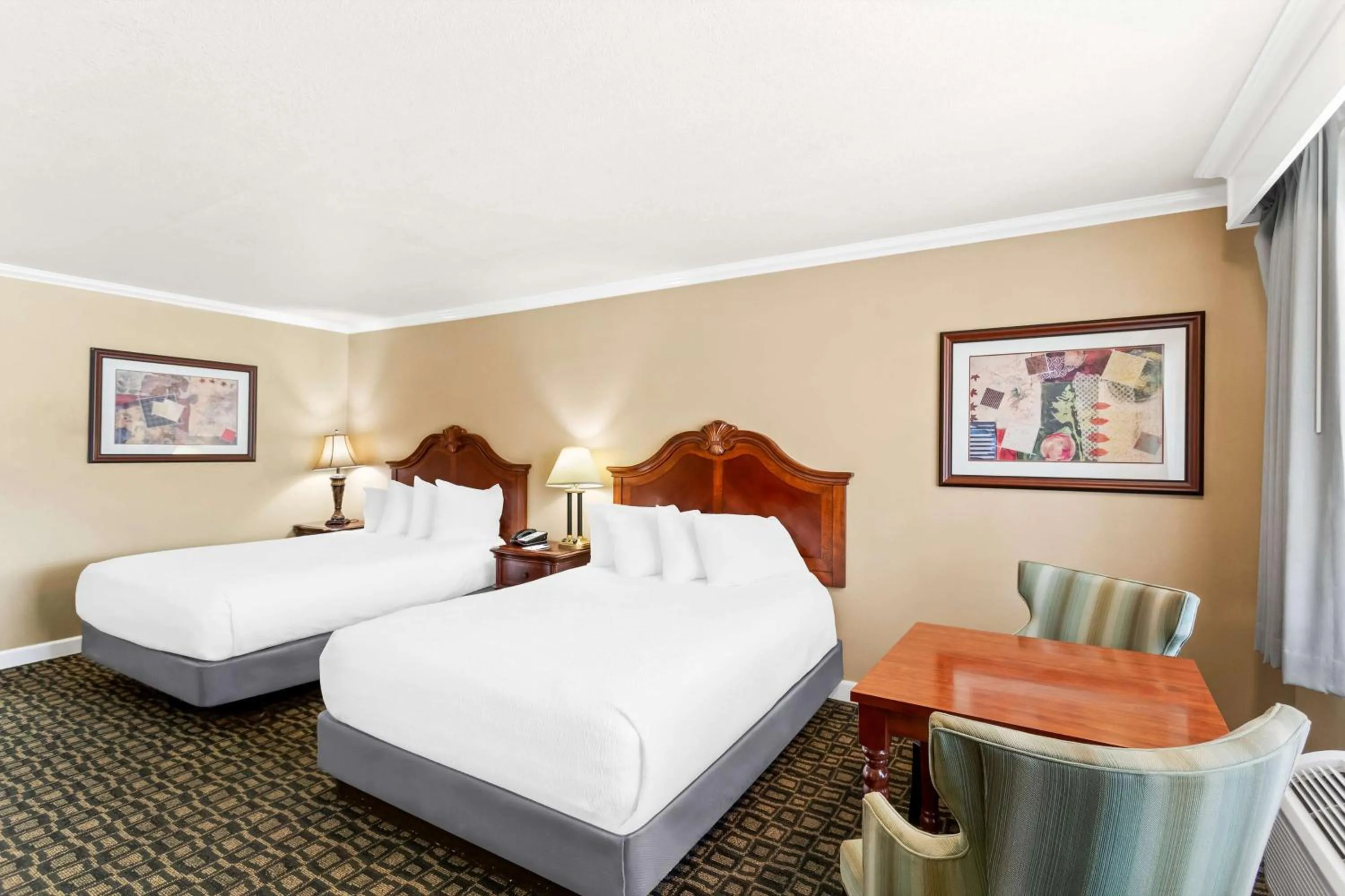 Bedroom, Bed in Best Western Miners Inn Yreka