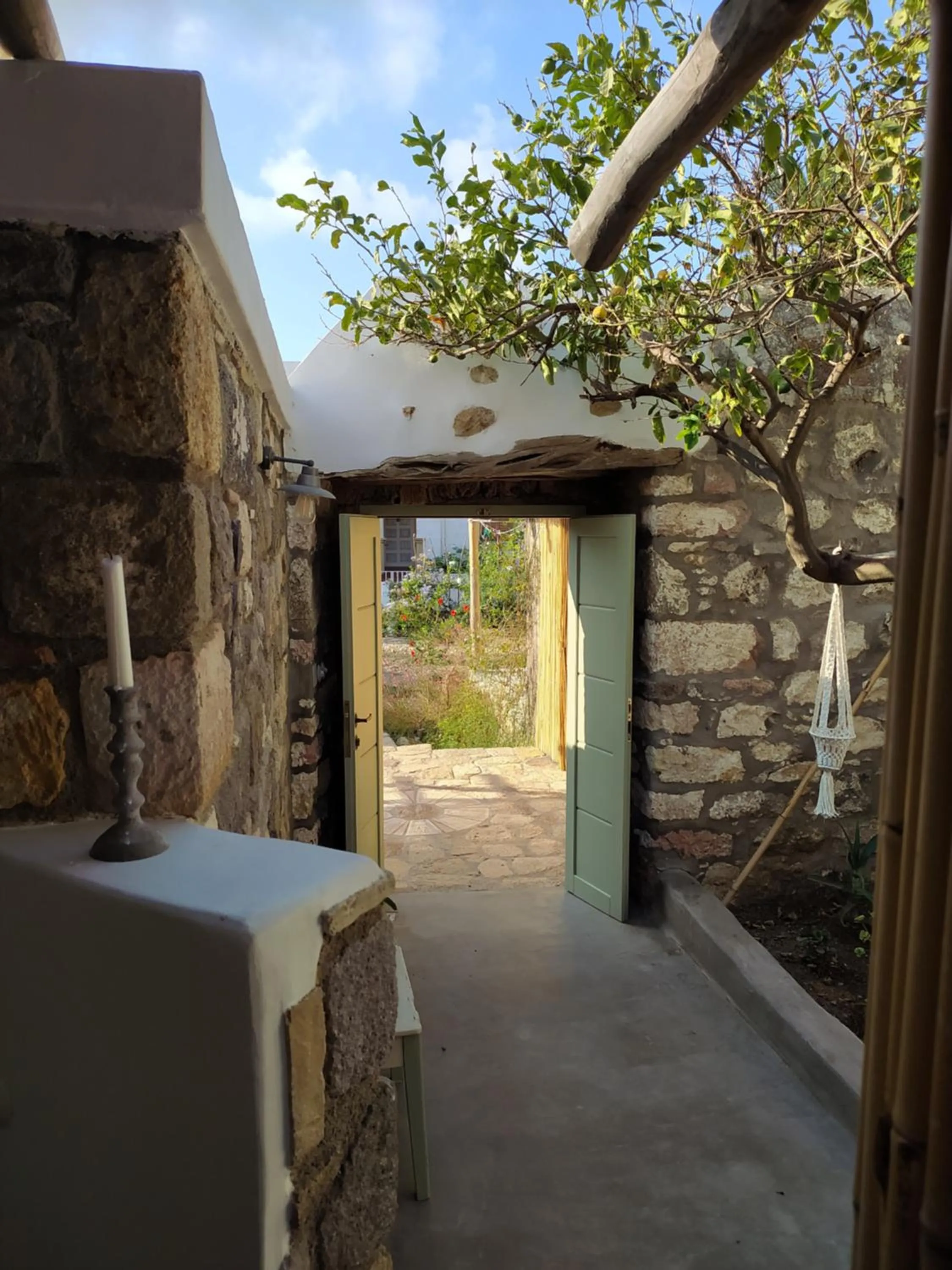 Garden view in Latmos 1860