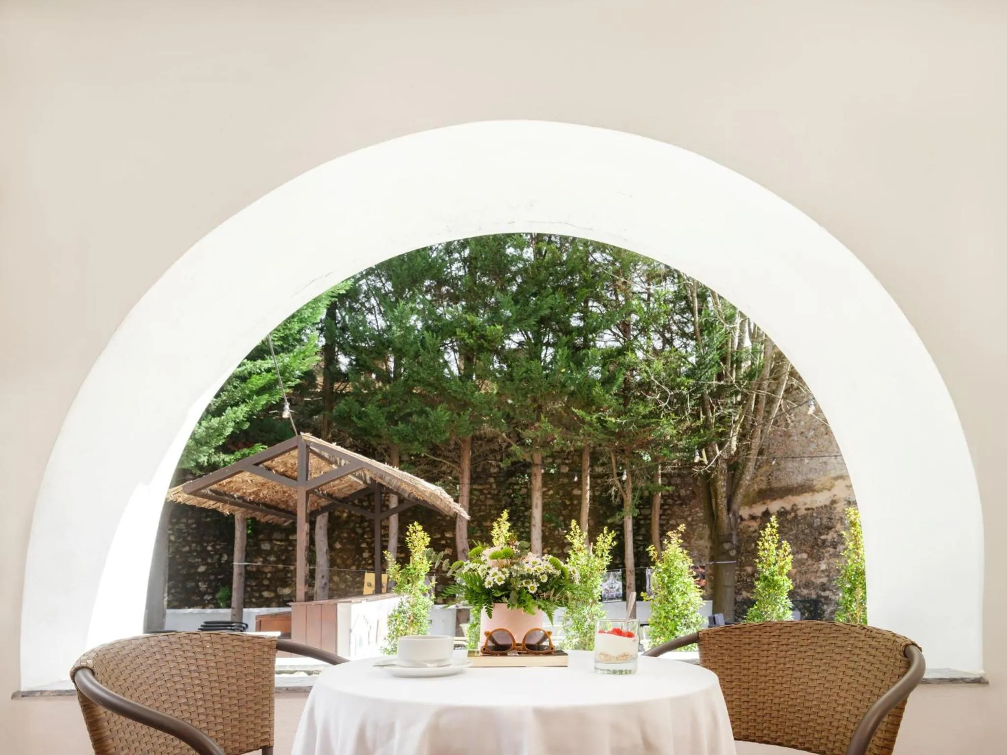 Dining area in Casa Senhoras Rainhas - Óbidos - by Unlock Hotels