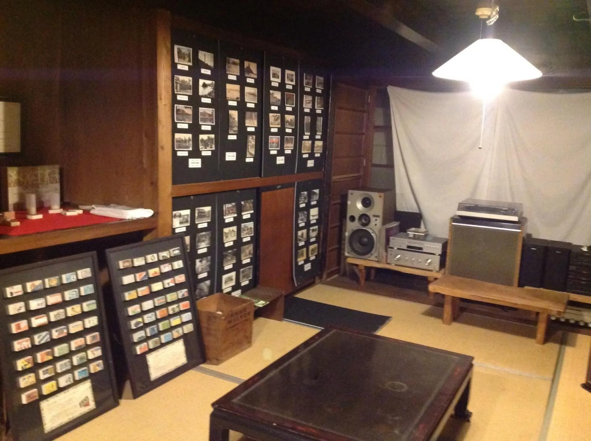 Communal lounge/ TV room in Fukumakan