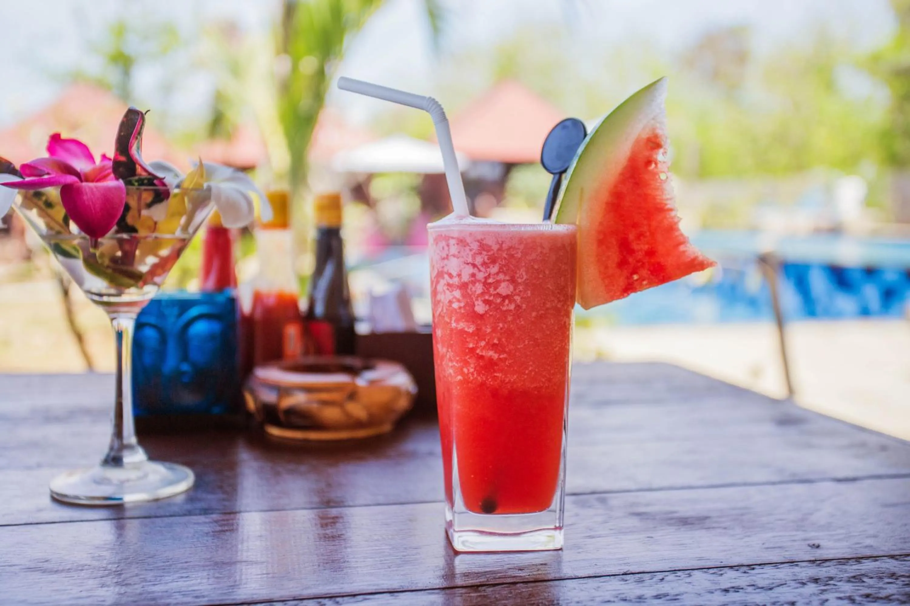 Food and drinks in Sunset Coin Lembongan