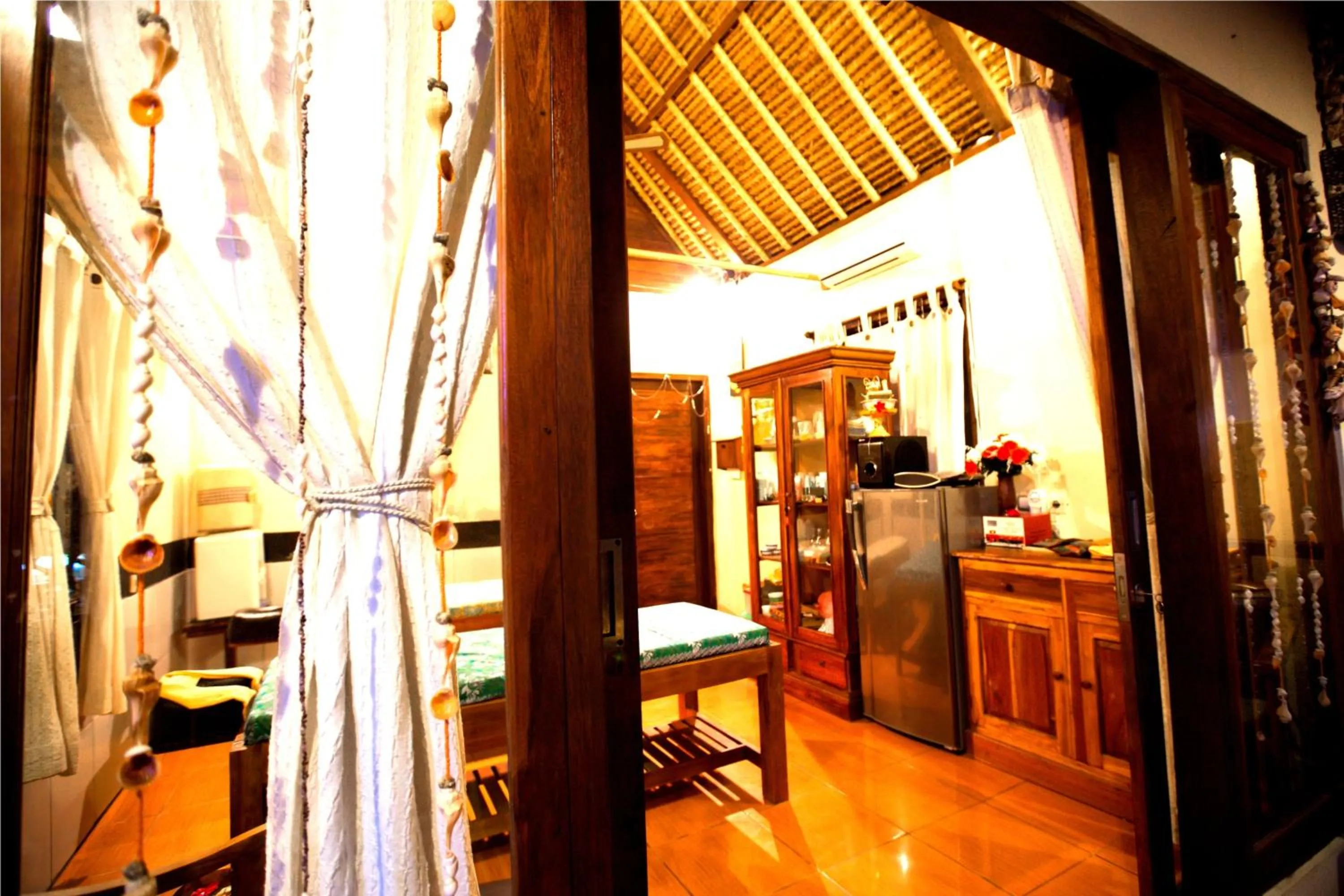 Massage in Sunset Coin Lembongan