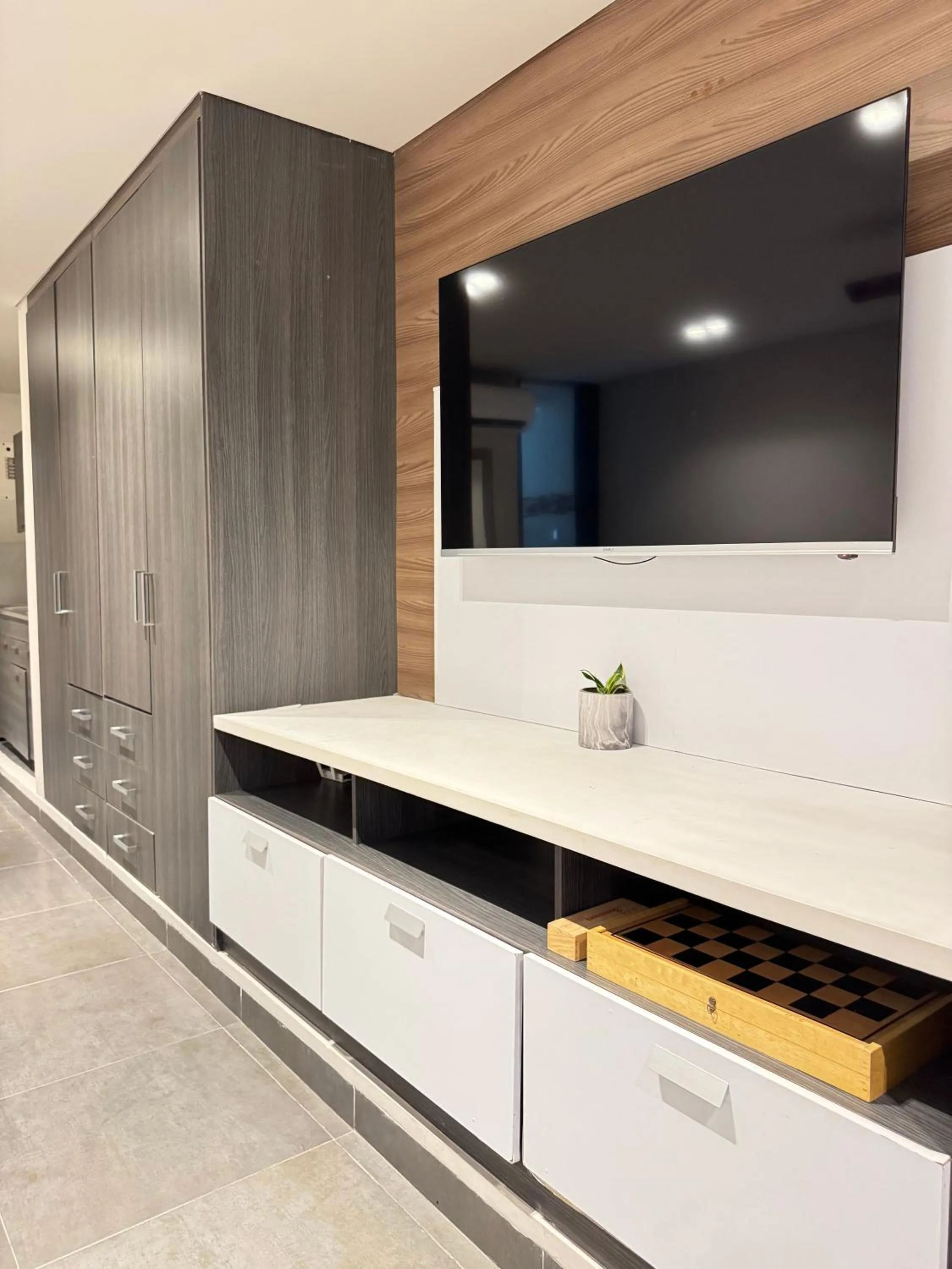 TV and multimedia in Casa Roman Hotel Boutique