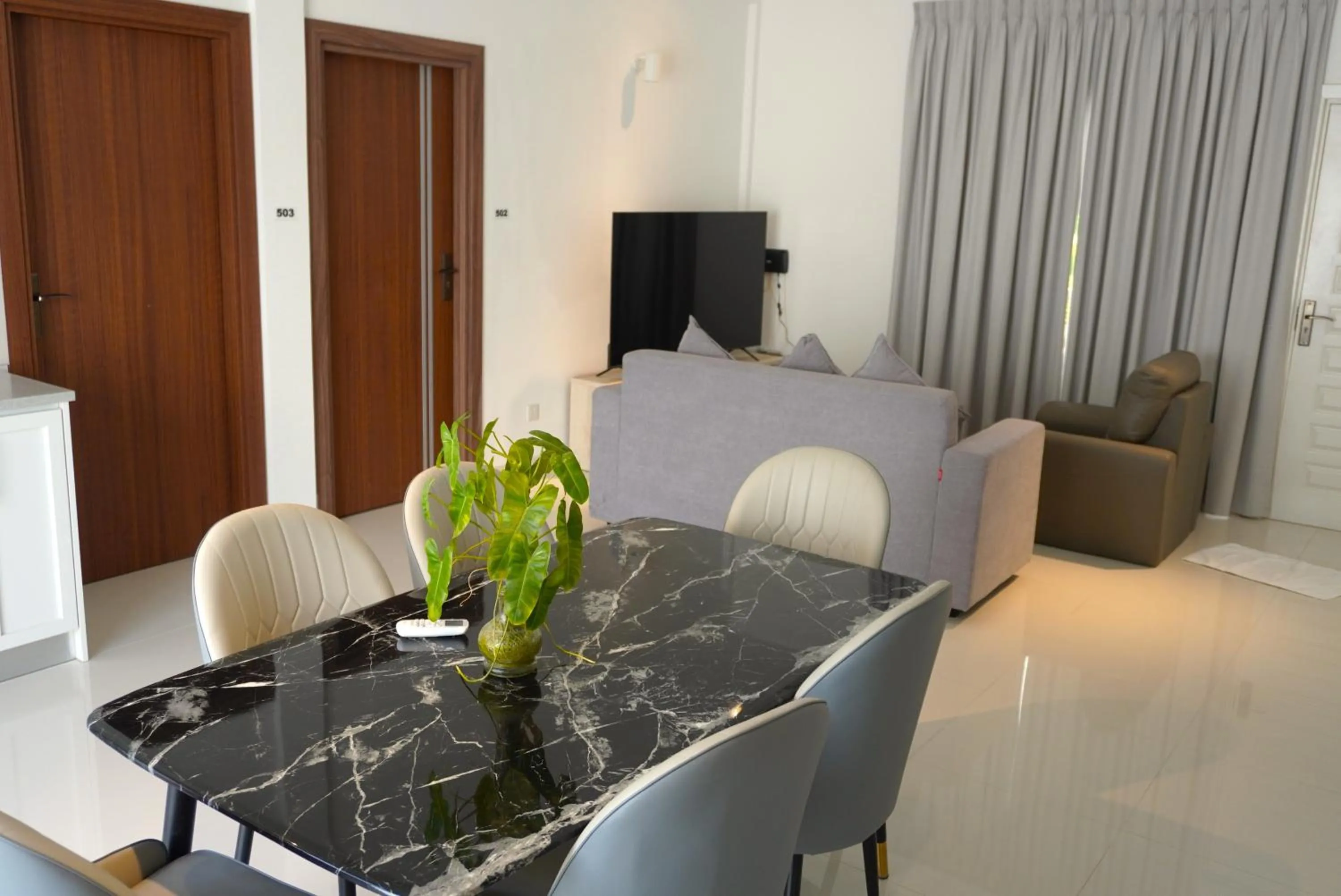 Dining area in TME Retreats Dhigurah