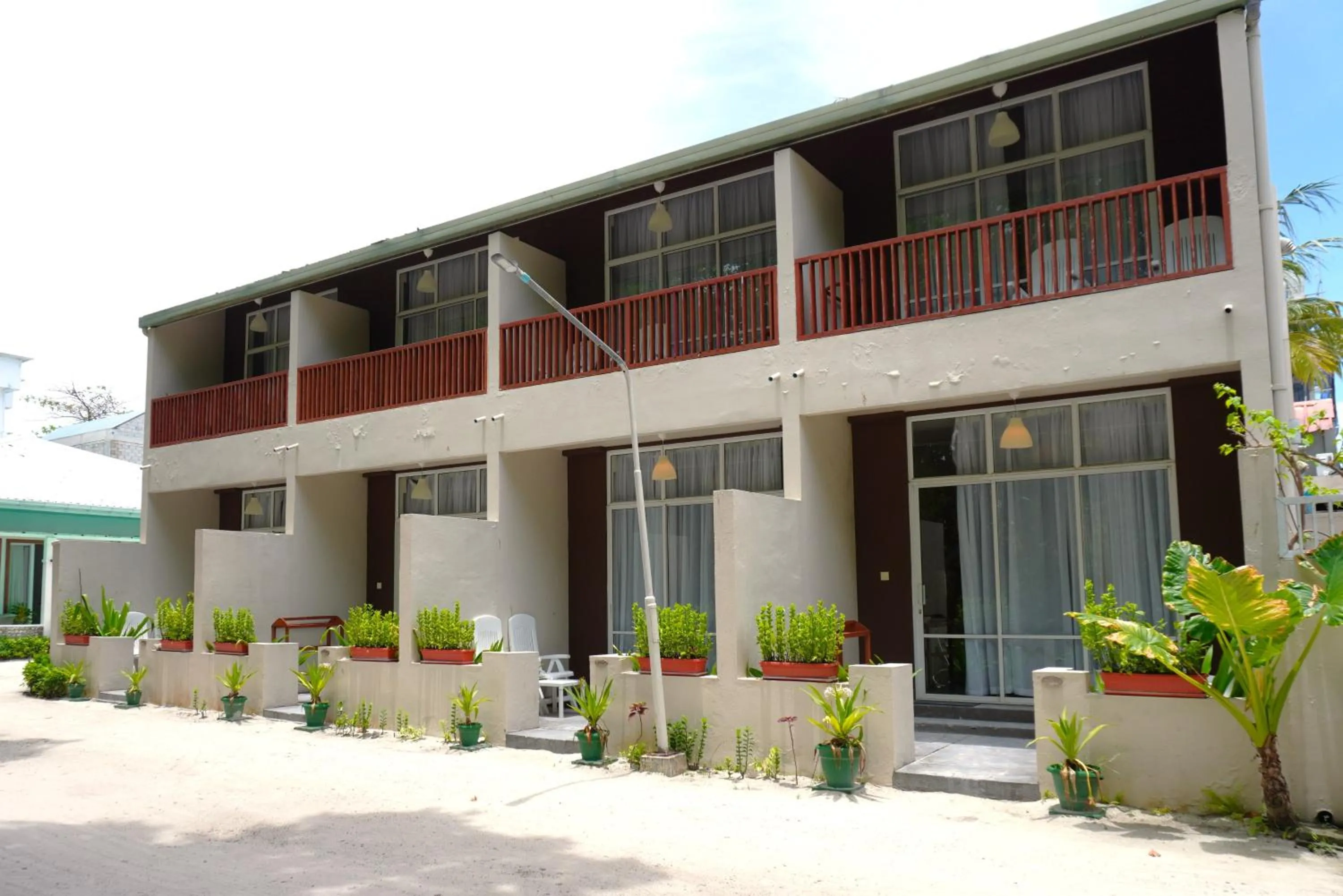 Property building in TME Retreats Dhigurah