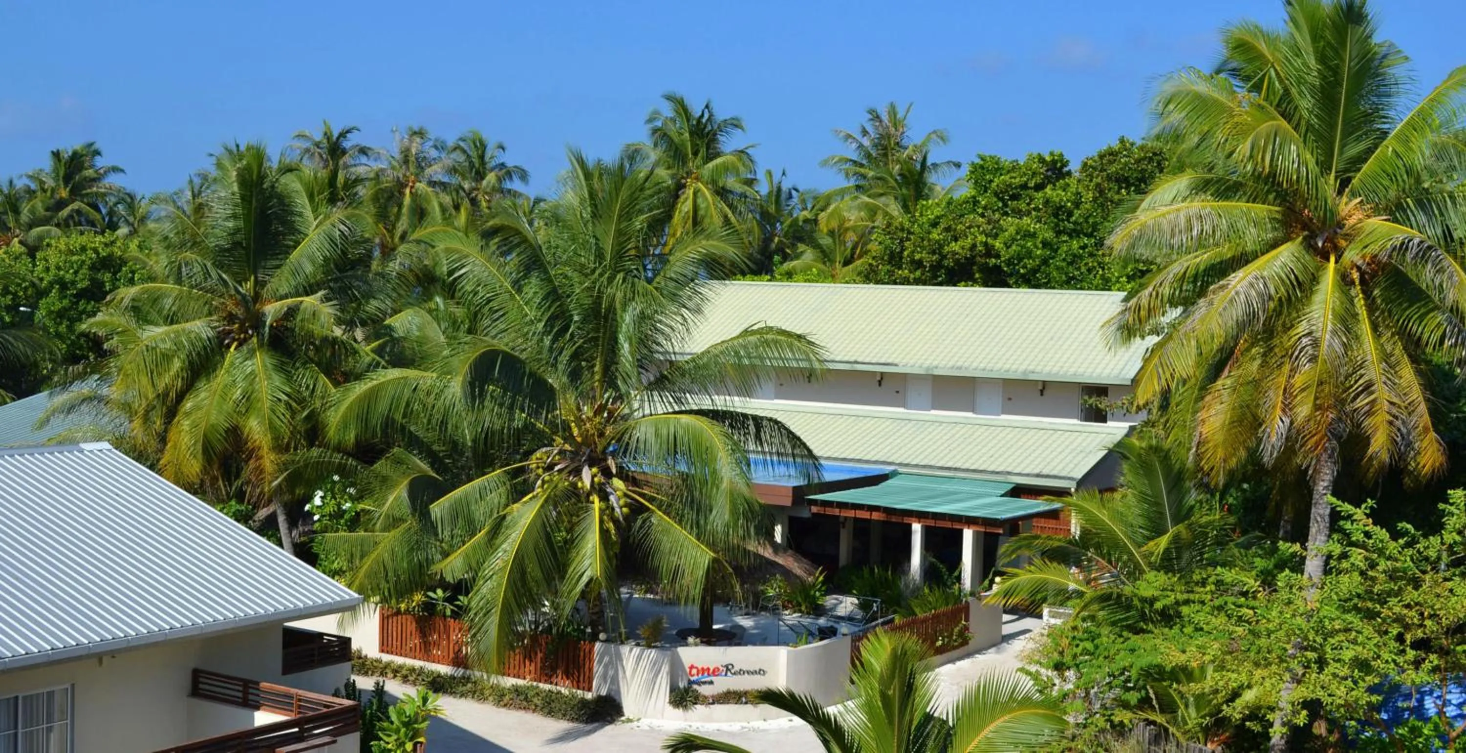 Facade/entrance in TME Retreats Dhigurah