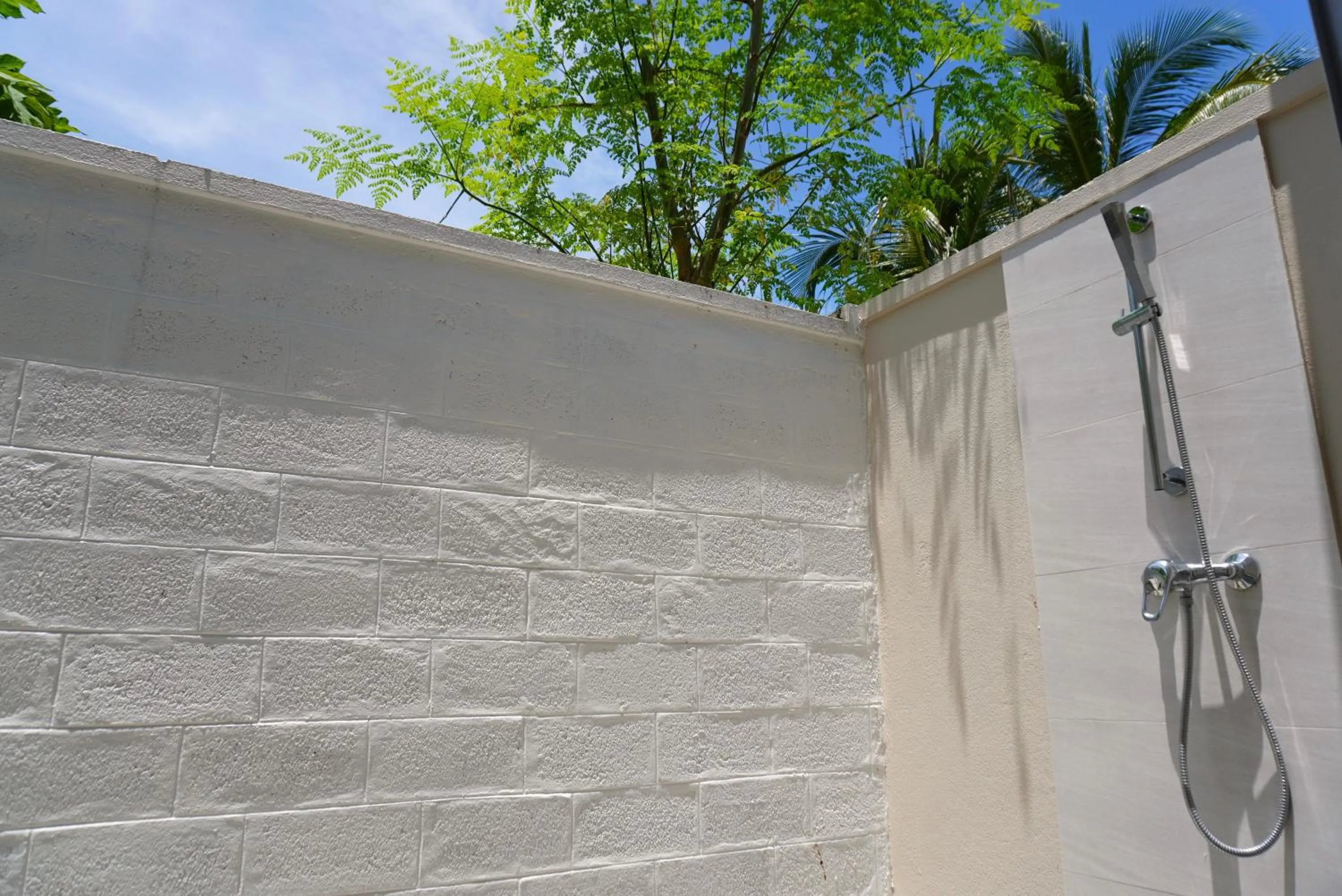 Shower in TME Retreats Dhigurah