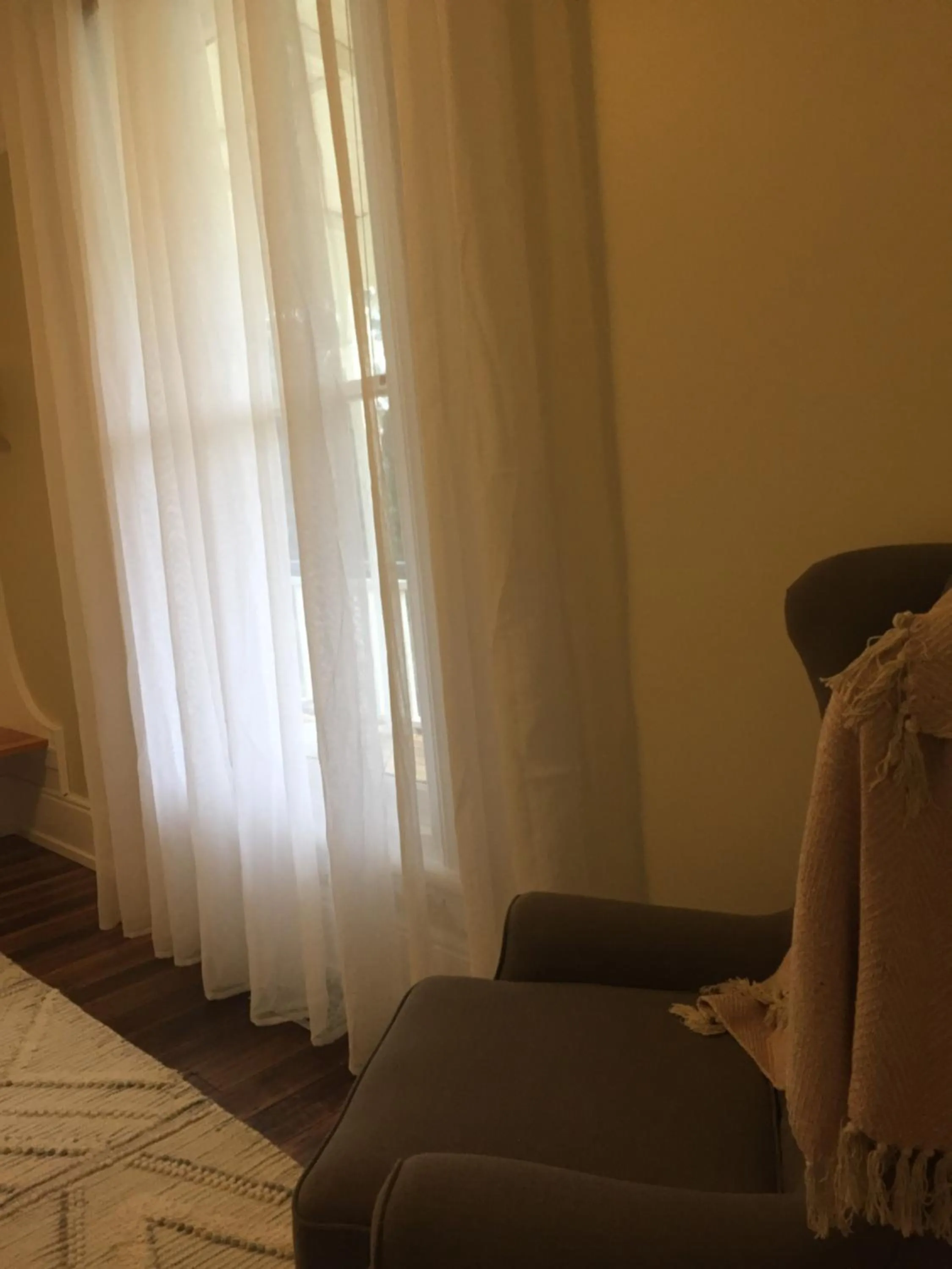 Living room in Harrison House