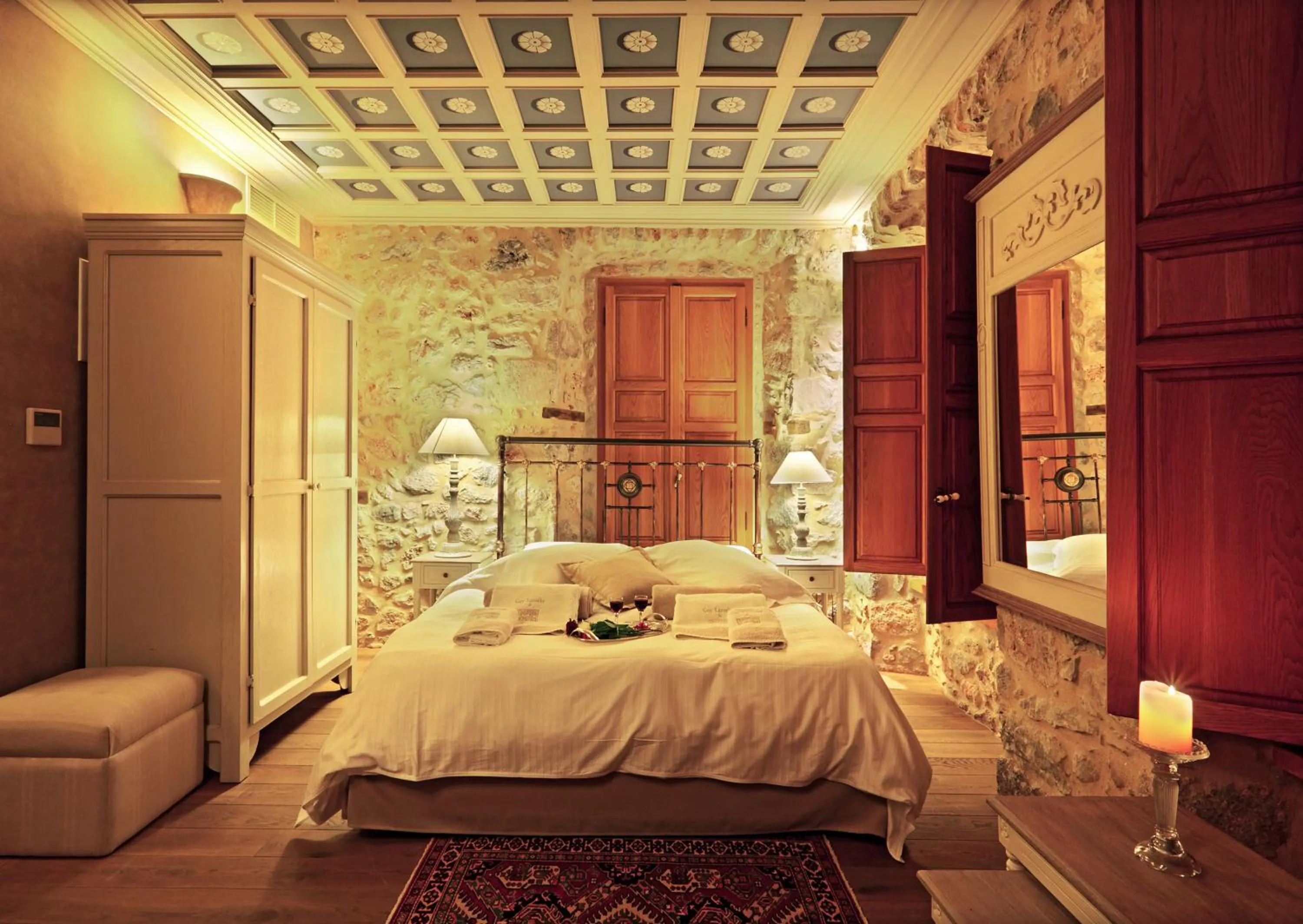 Bed in Archontiko Chioti