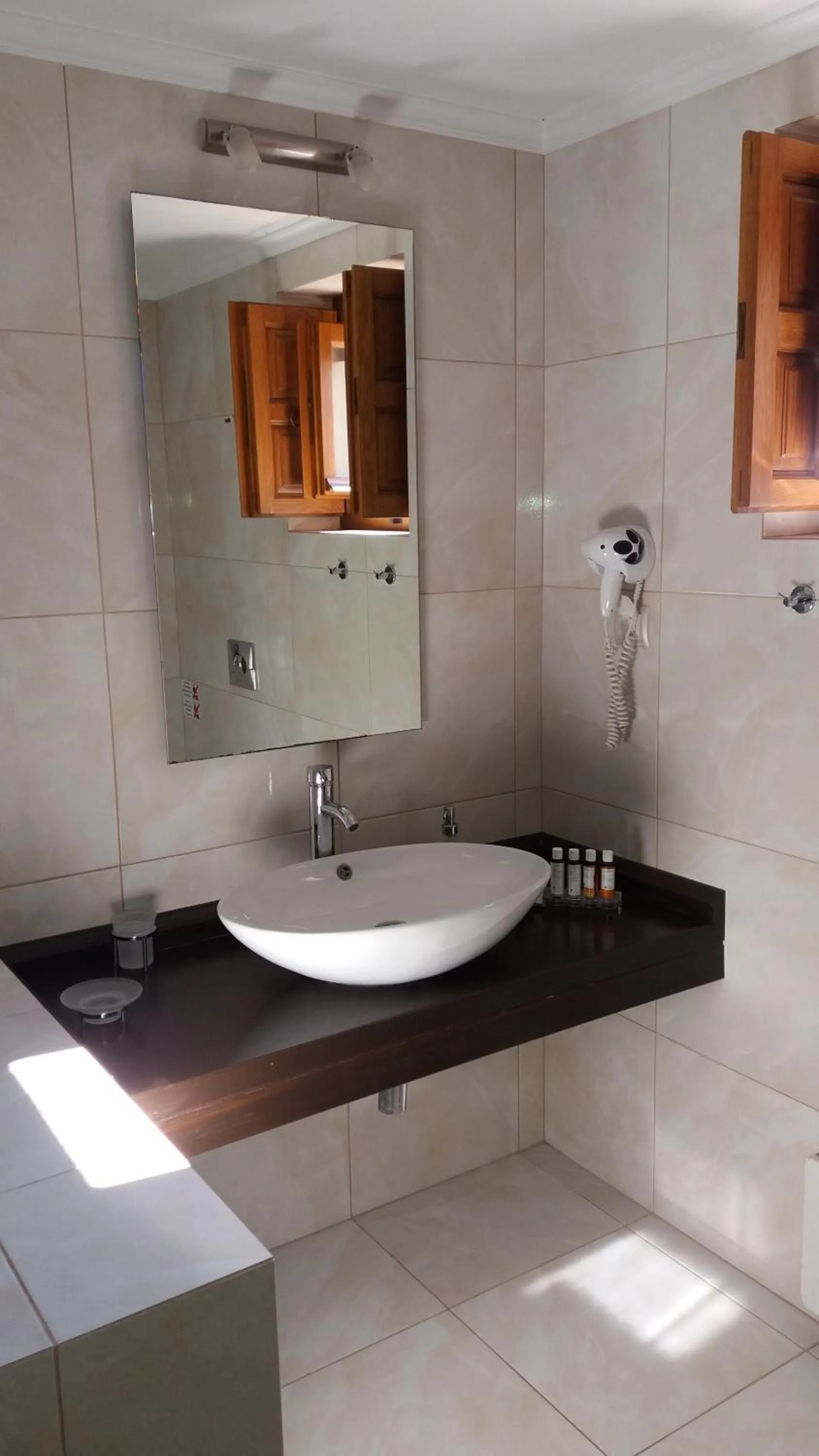 Bathroom in Archontiko Chioti