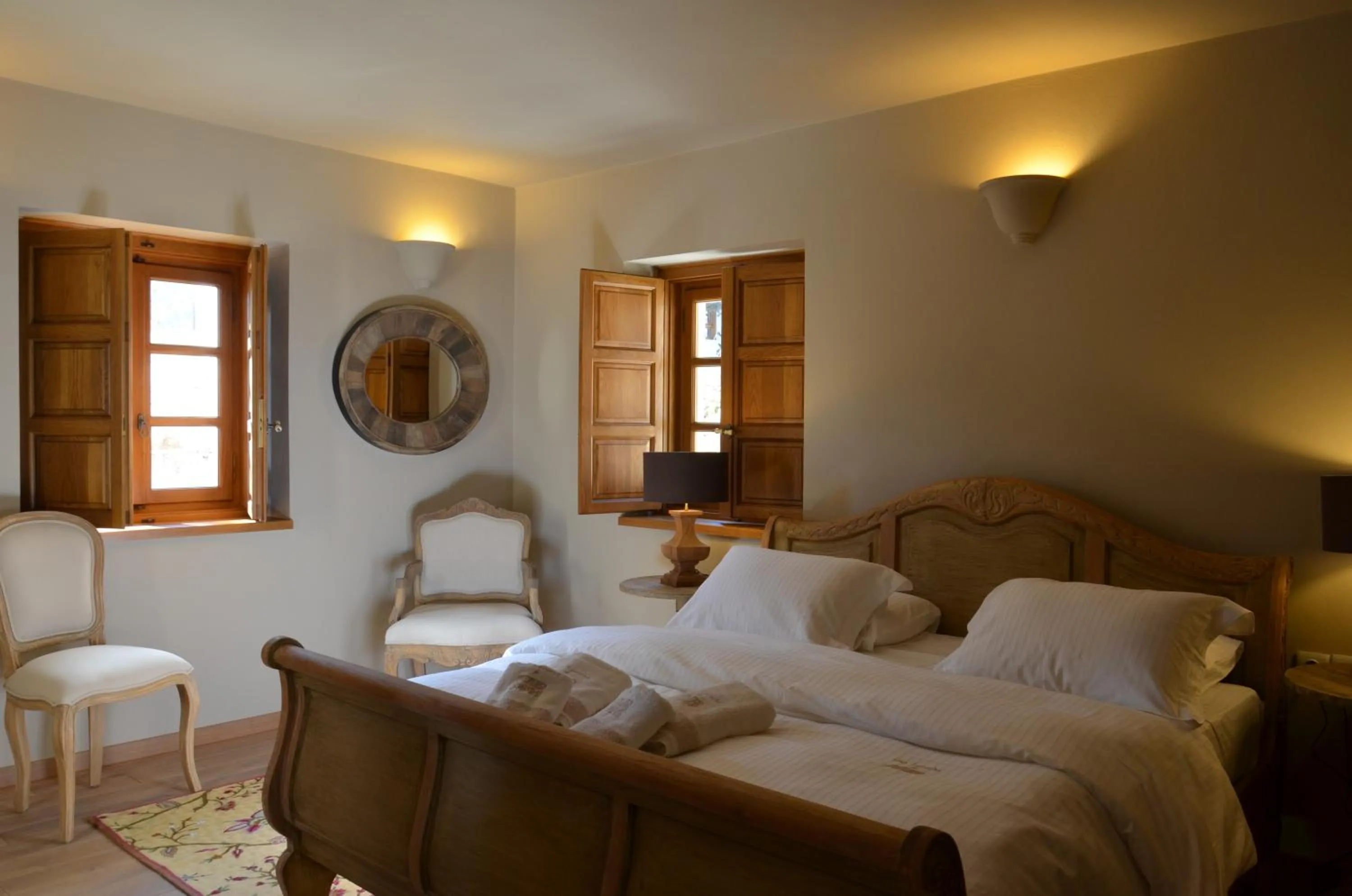 Photo of the whole room, Bed in Archontiko Chioti