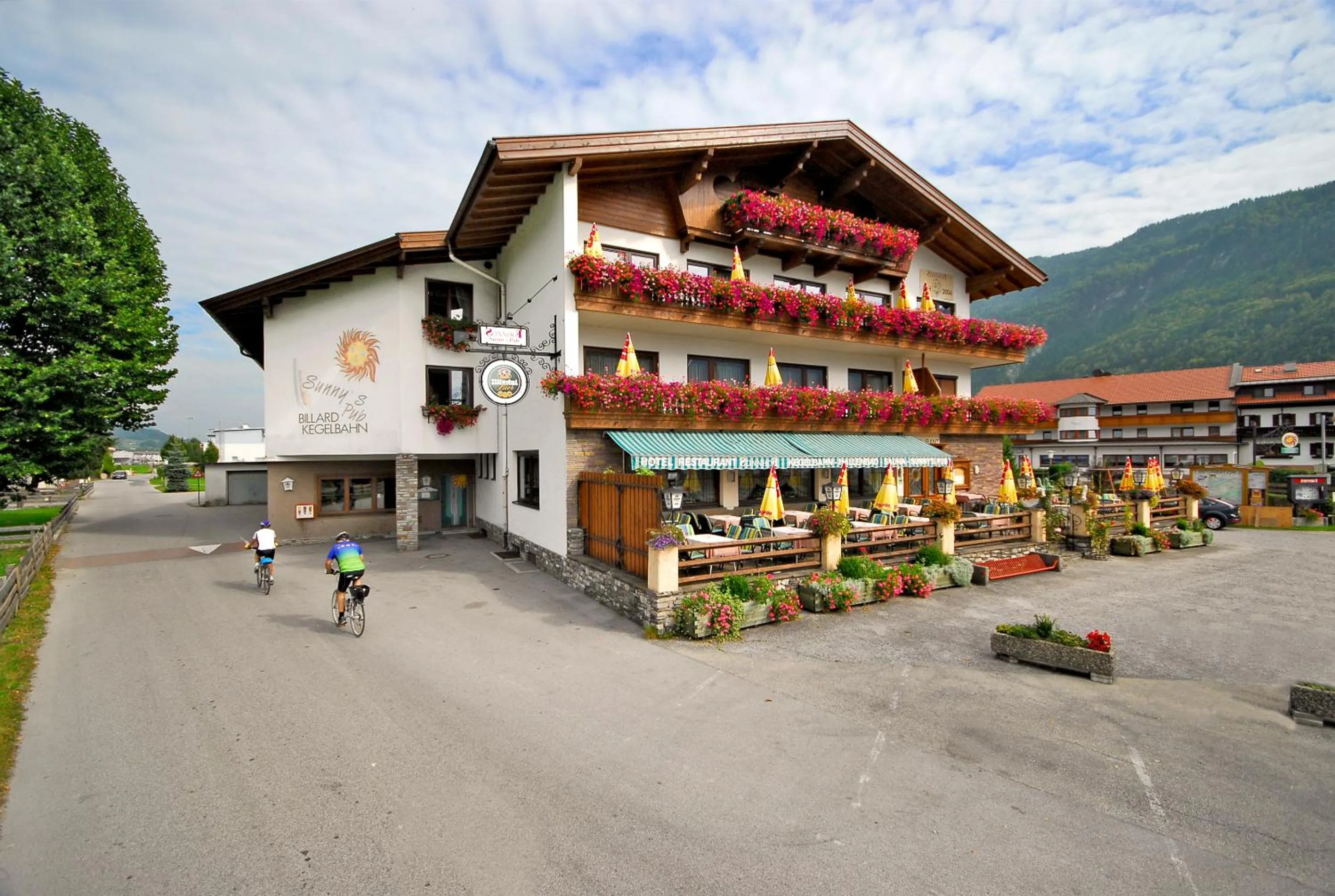 Facade/entrance in Hotel-Restaurant Sonnhof