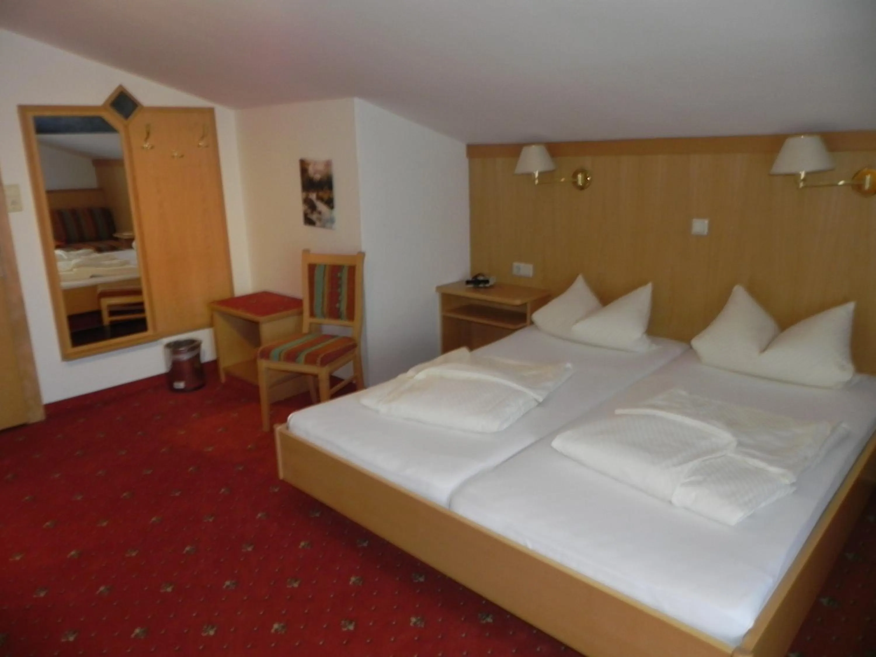 Bed in Hotel-Restaurant Sonnhof