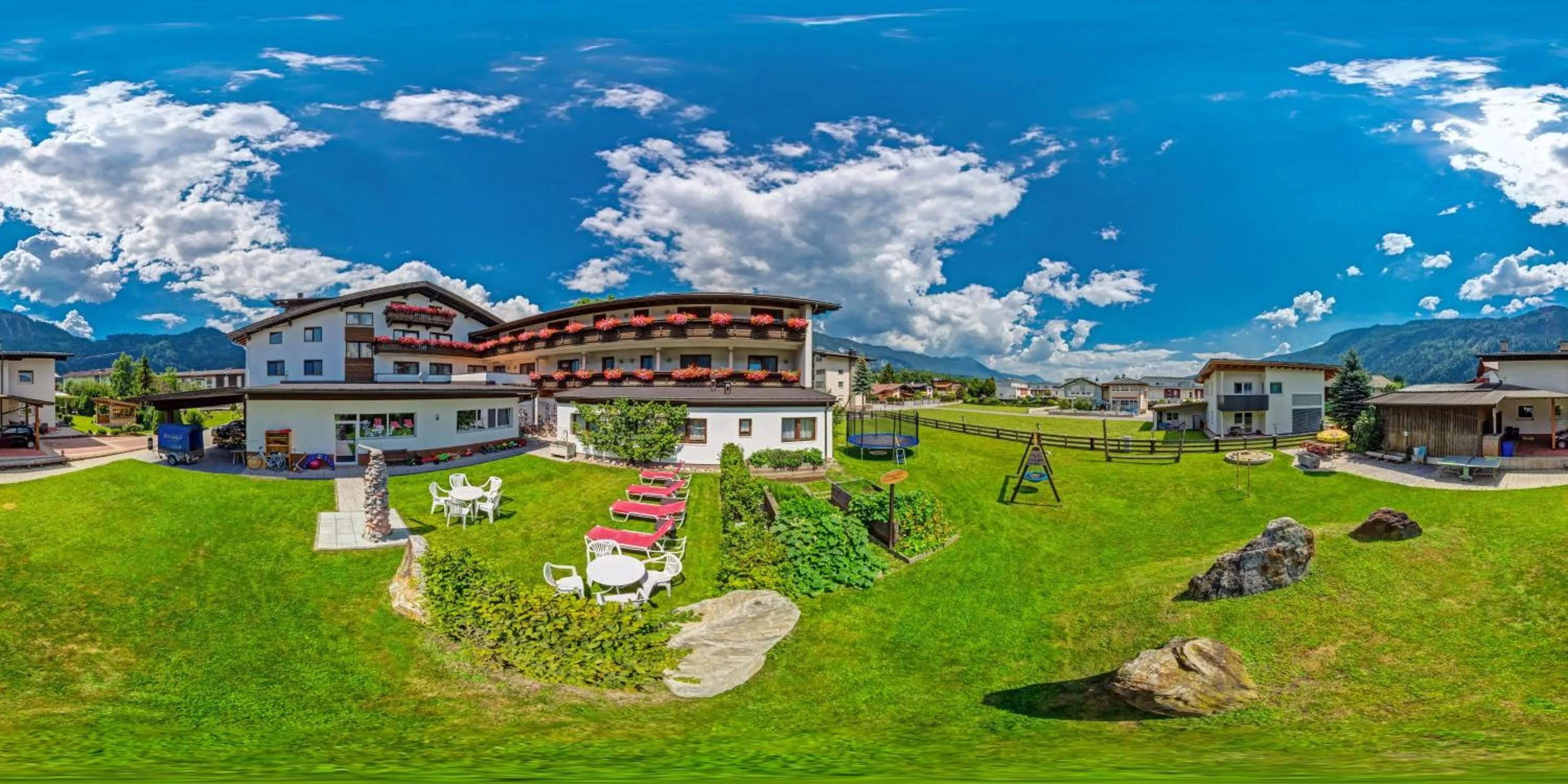 Garden in Hotel-Restaurant Sonnhof