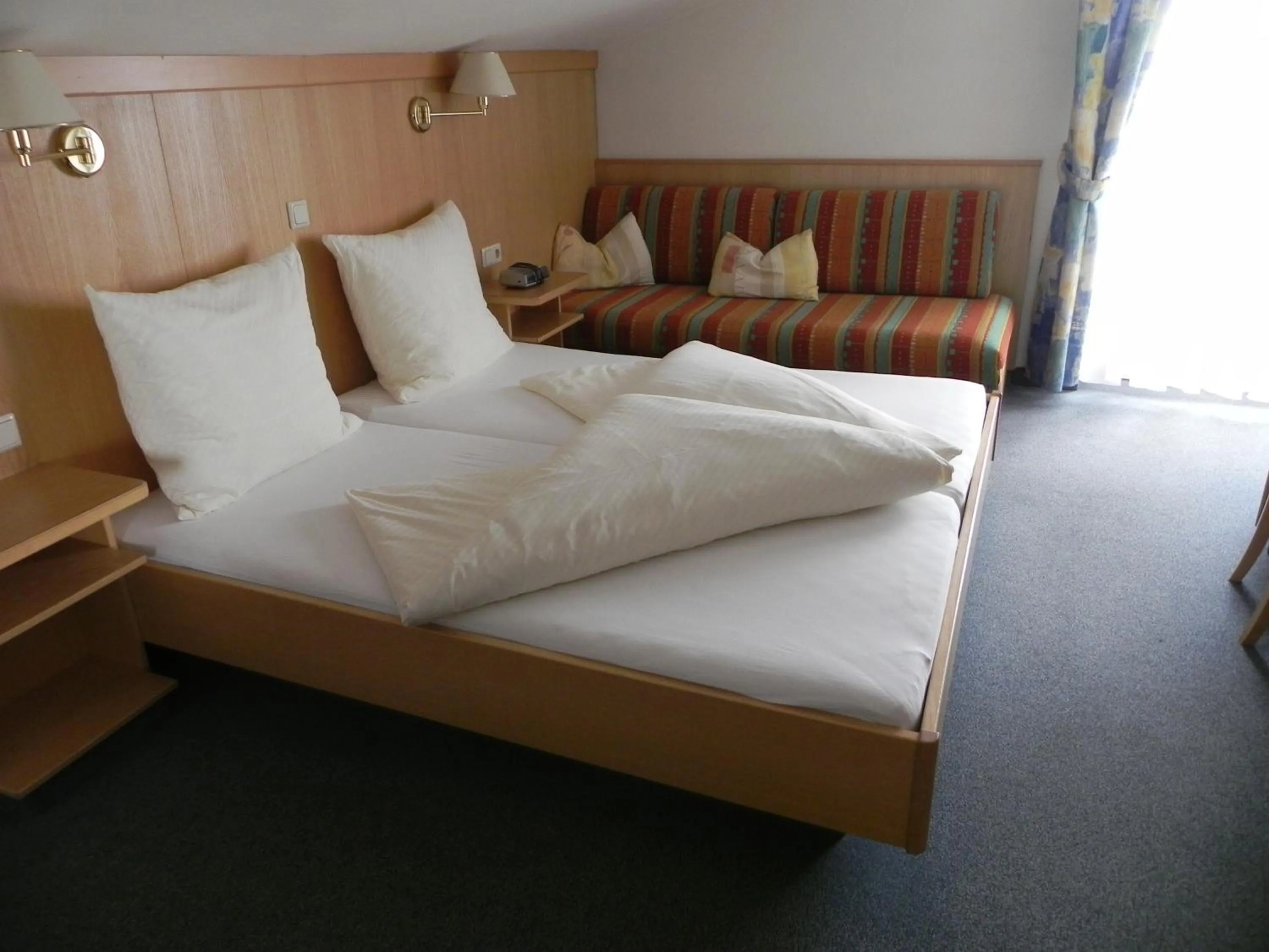 Photo of the whole room, Bed in Hotel-Restaurant Sonnhof