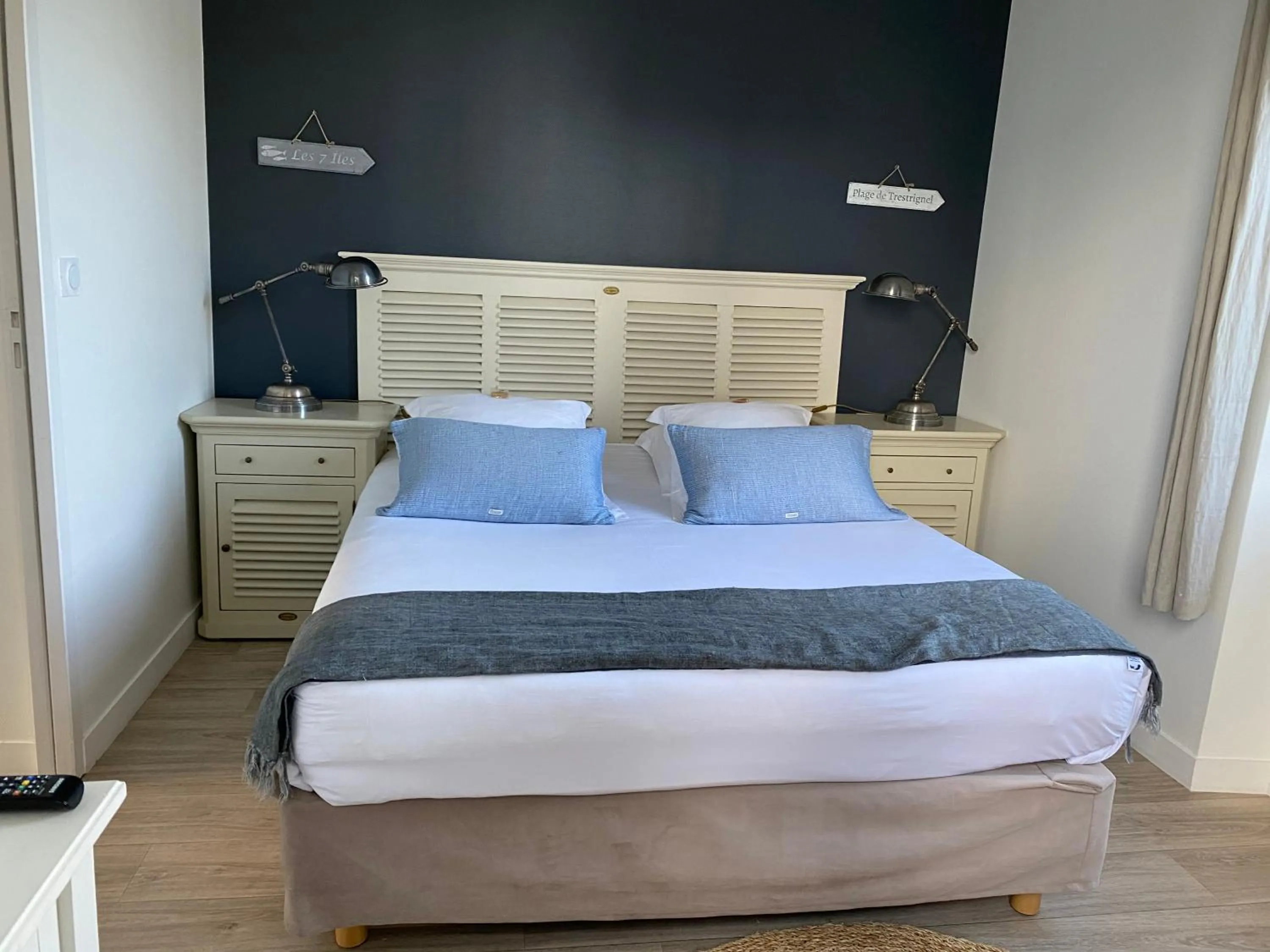 Bedroom, Bed in Villa Les Hydrangéas