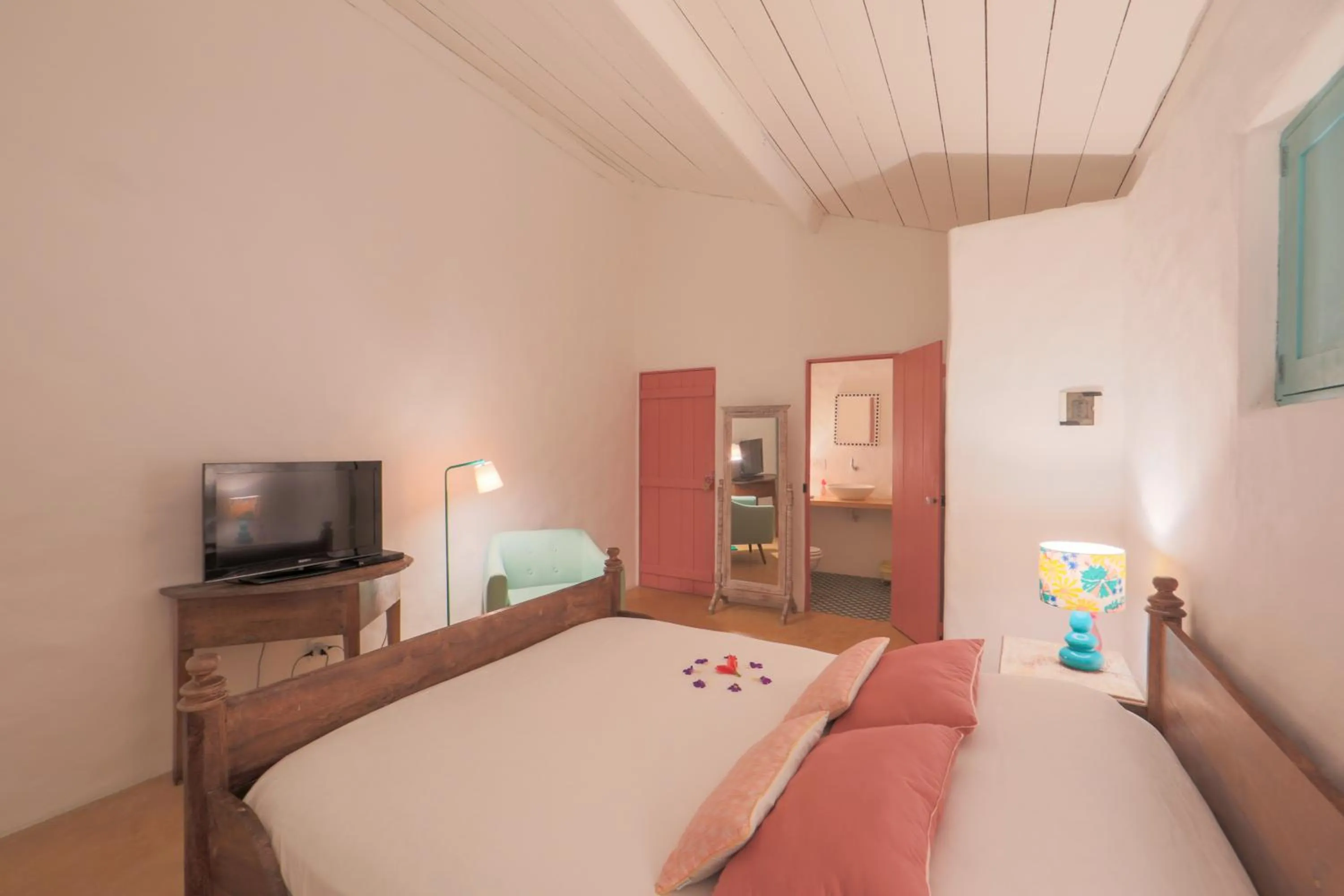 Bed in Pousada Patacho