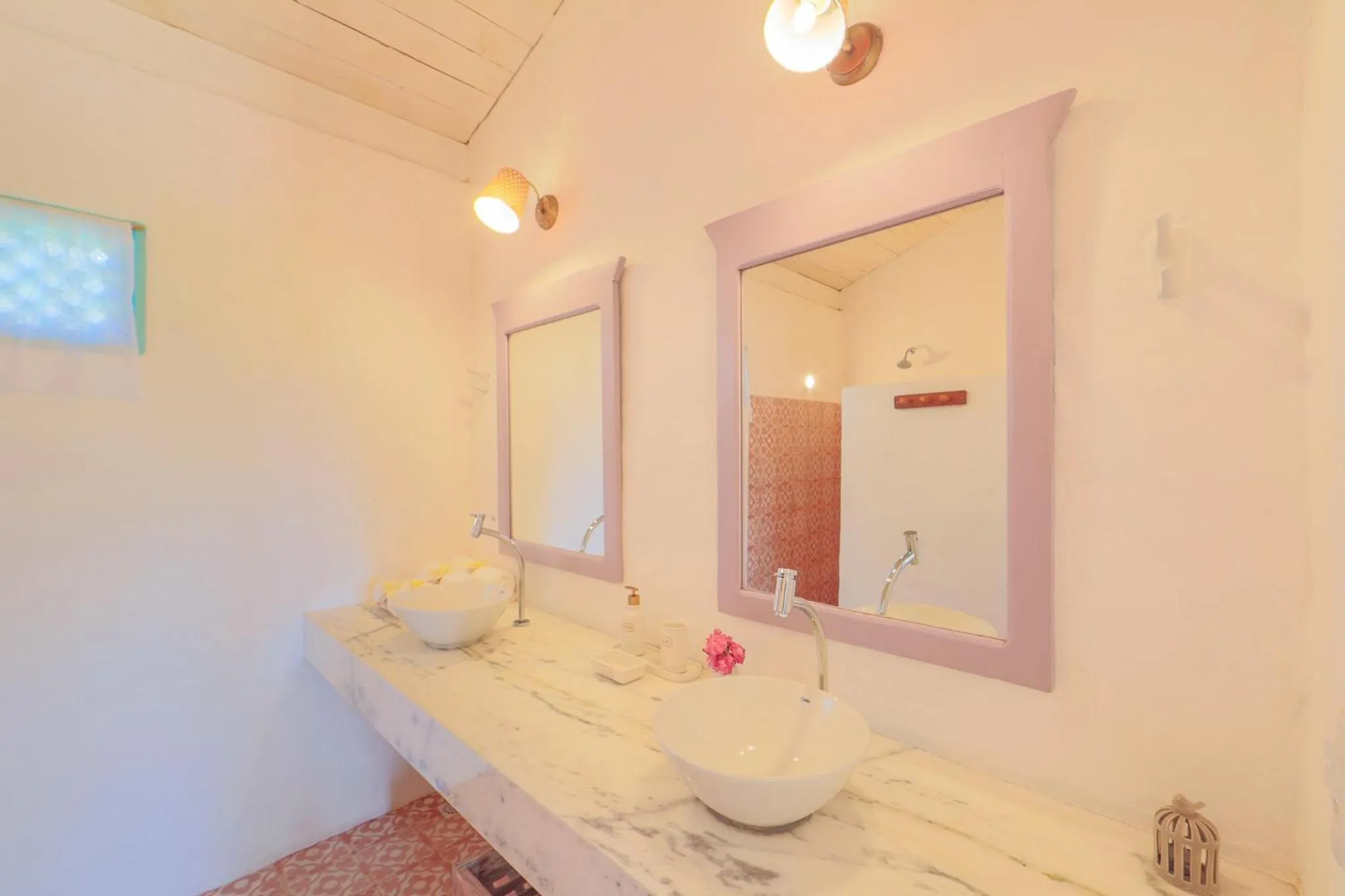 Shower in Pousada Patacho