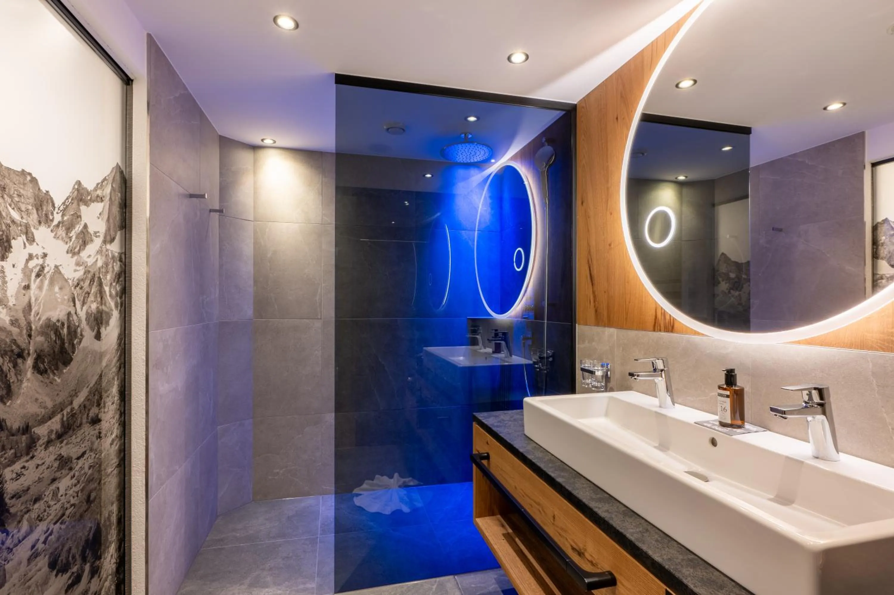 Bathroom in Hotel Jäger