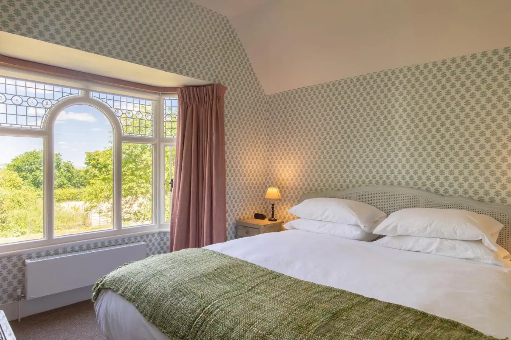 Bed in The Five Arrows Hotel Bed in The Five Arrows Hotel