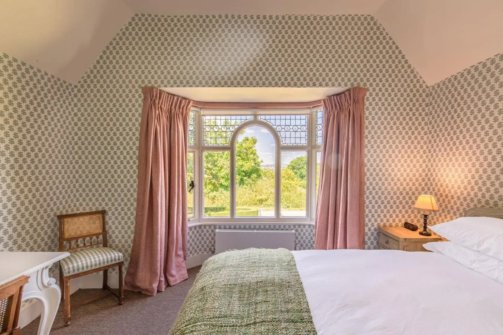 Bed in The Five Arrows Hotel Bed in The Five Arrows Hotel