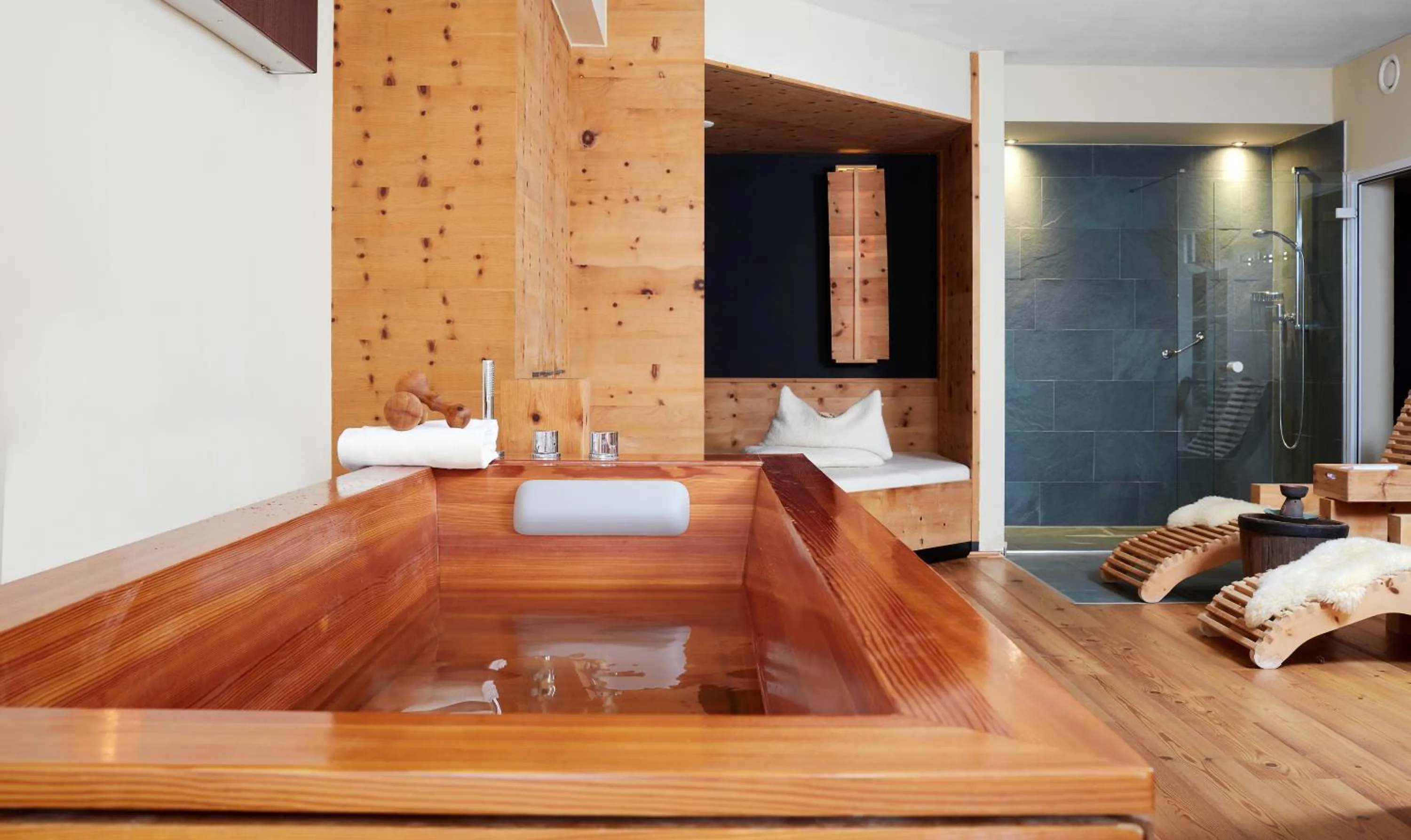 Spa and wellness centre/facilities, Bed in Arosea Life Balance Hotel