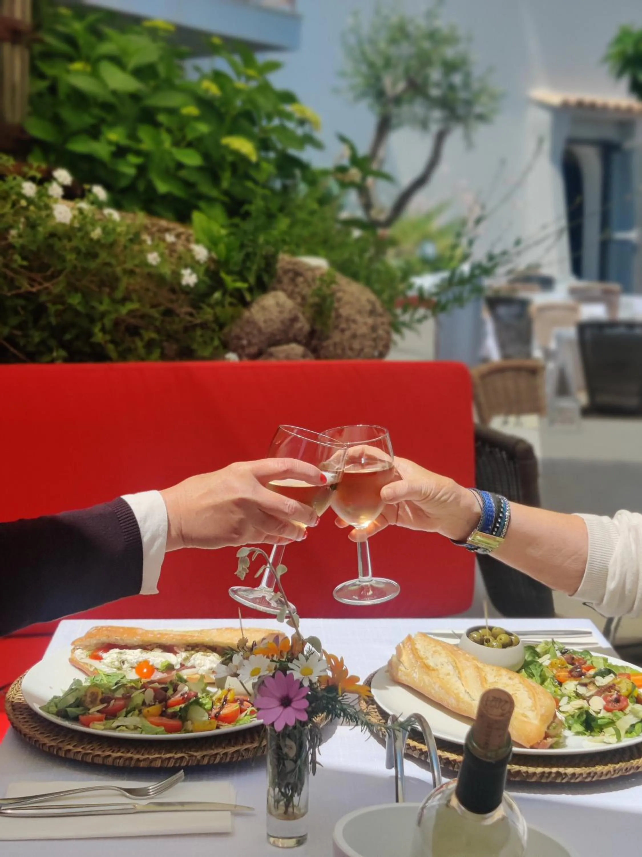 Lunch in Le Roc E Fiori Hotel - Teritoria