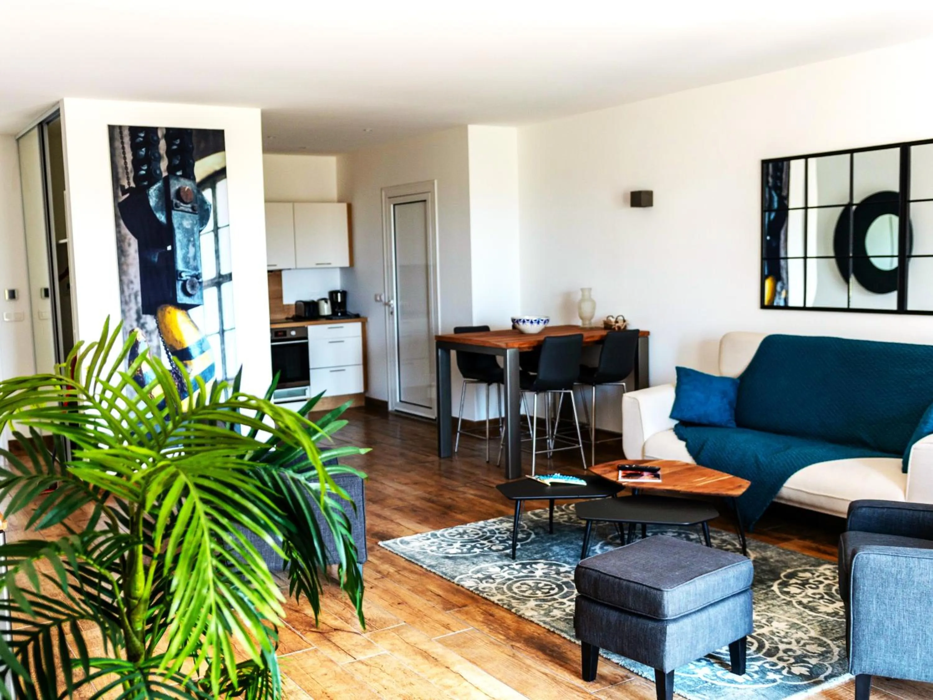 Living room in Le Roc E Fiori Hotel - Teritoria