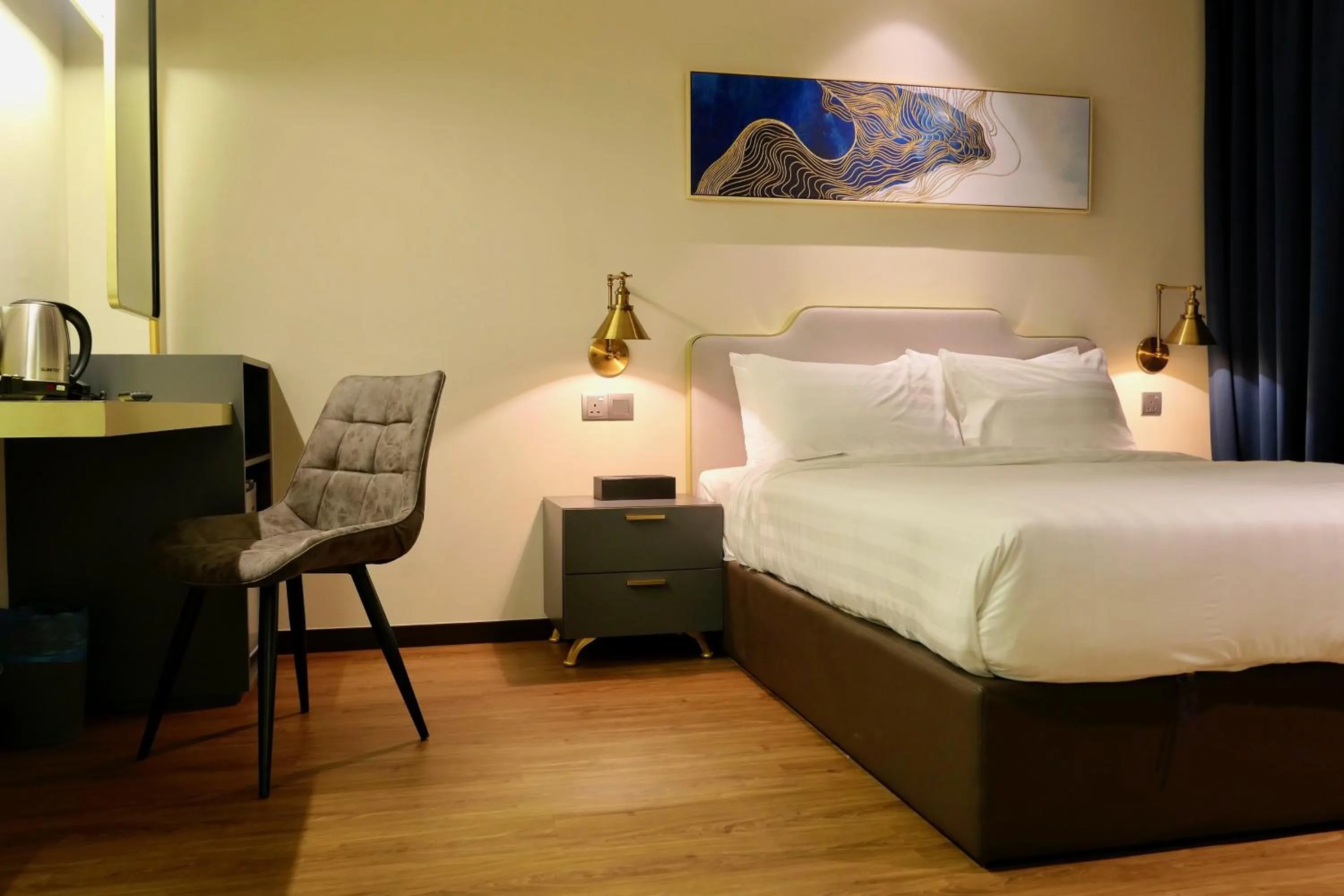 Bed in Le Embassy Hotel Georgetown