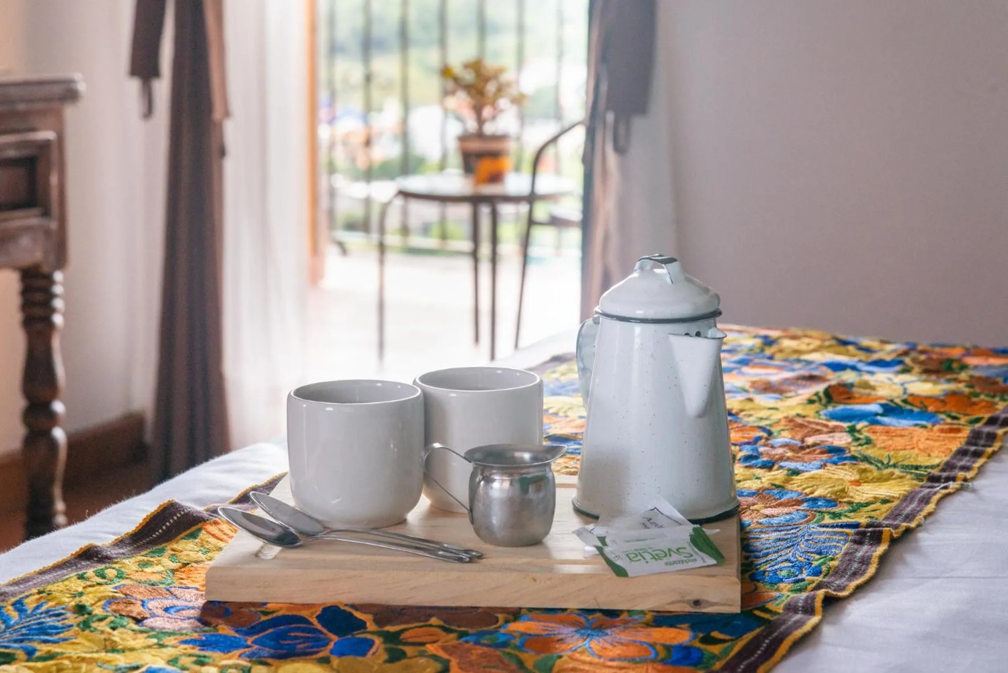 Coffee/tea facilities in Hotel Camino Antiguo