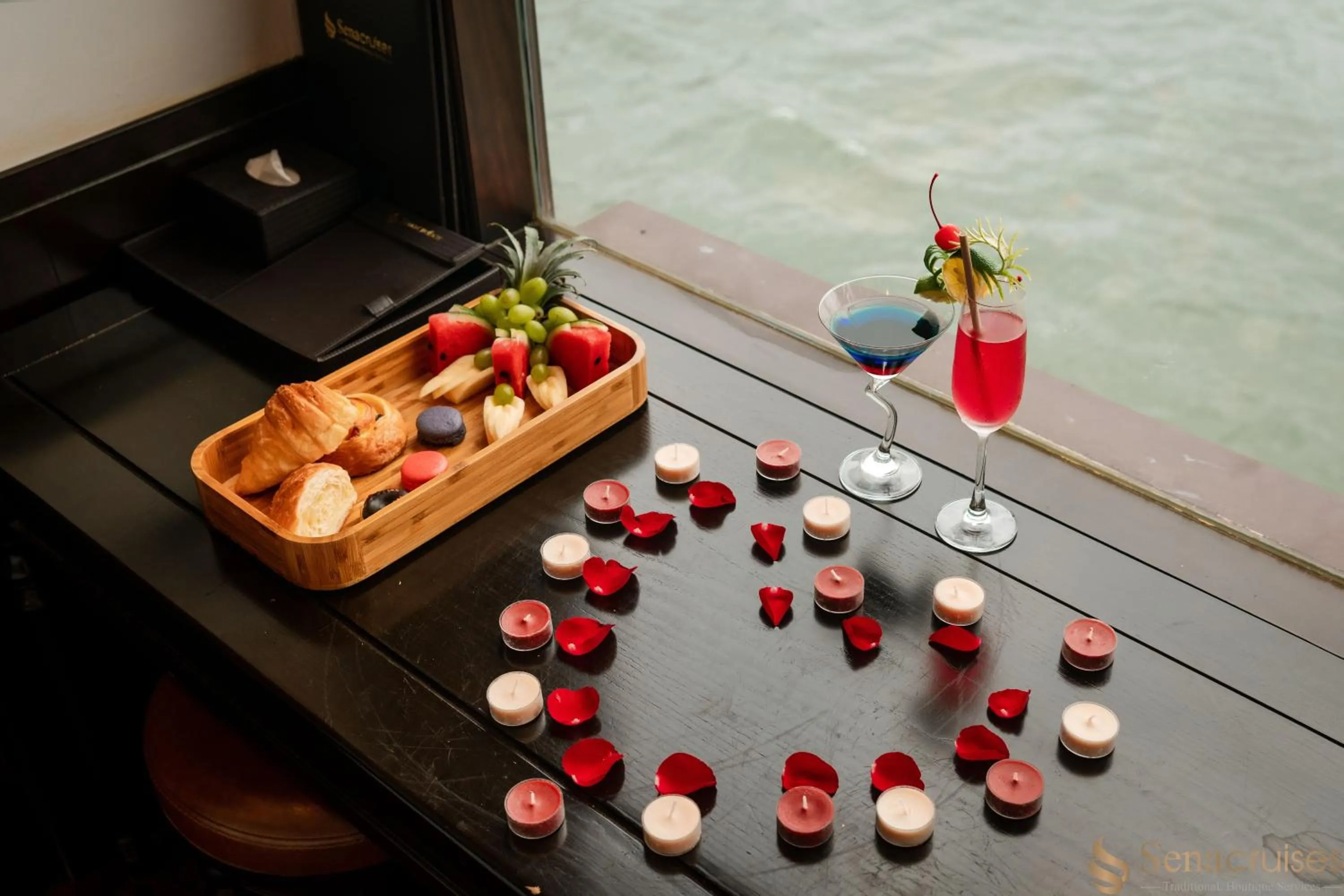 Decorative detail in Sena Cruises - Wonder On Lan Ha Bay