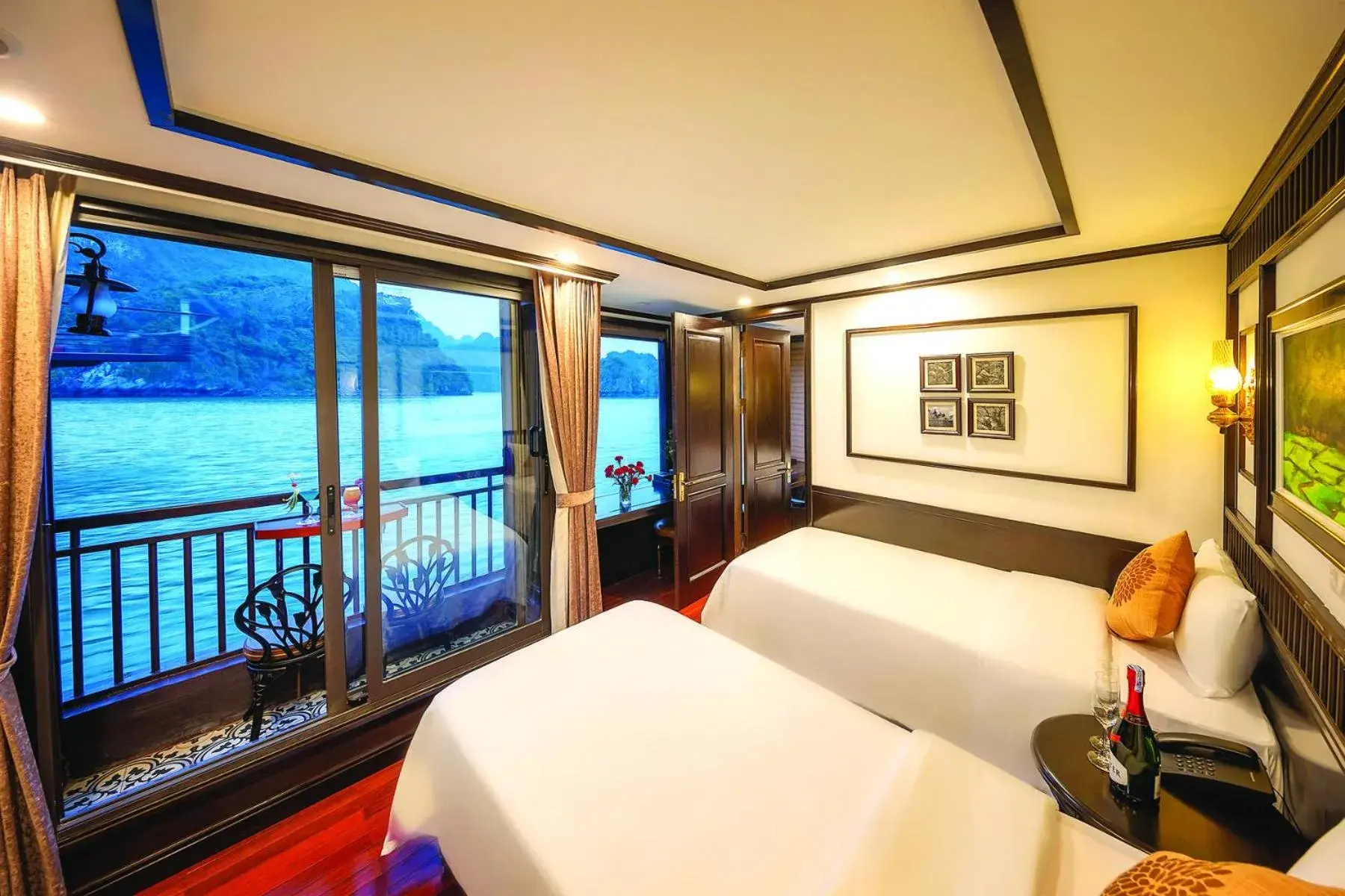 Deluxe Family Connecting Room with Balcony in Sena Cruises - Wonder On Lan Ha Bay Deluxe Family Connecting Room with Balcony in Sena Cruises - Wonder On Lan Ha Bay