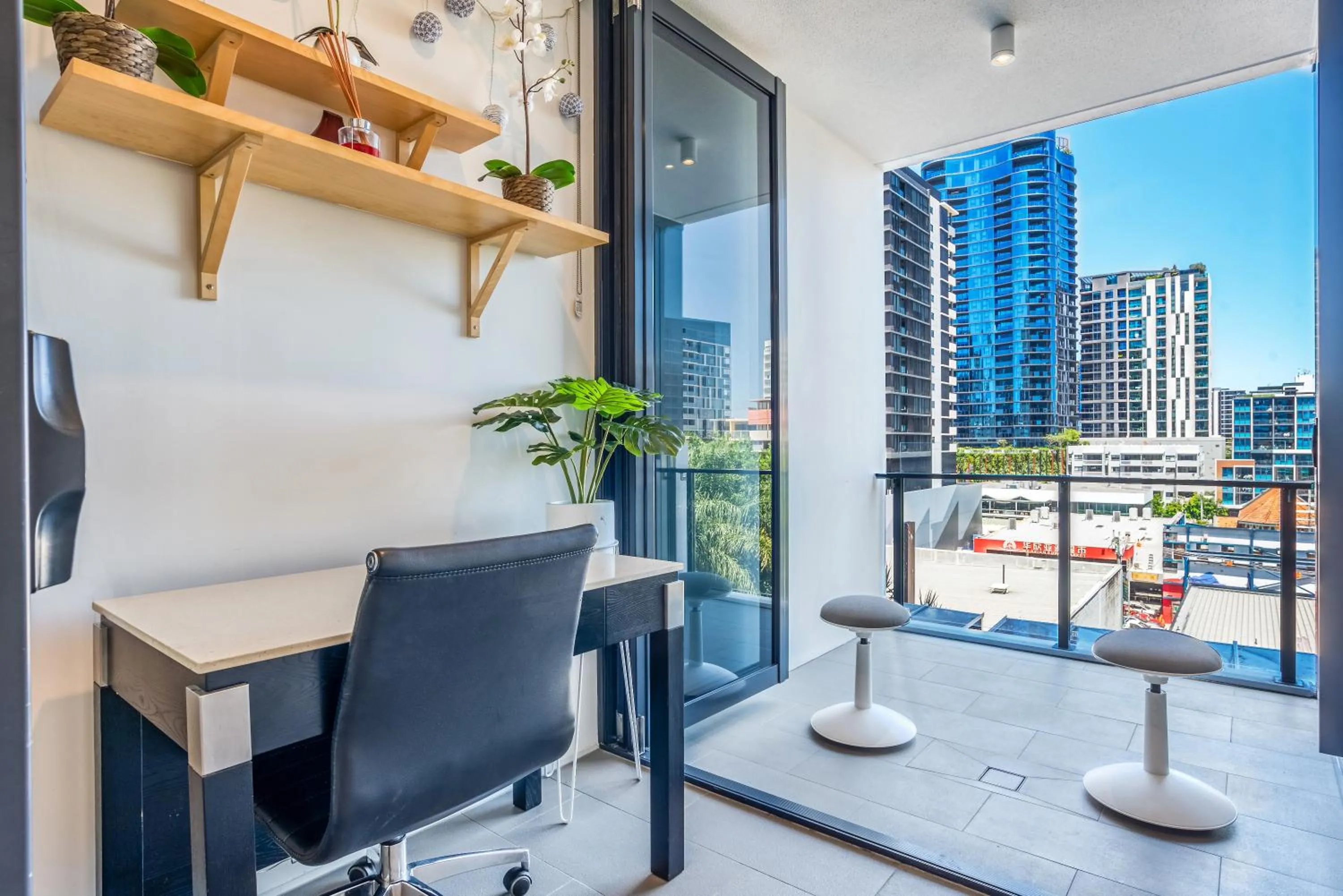 Serain Residences On Merivale Street