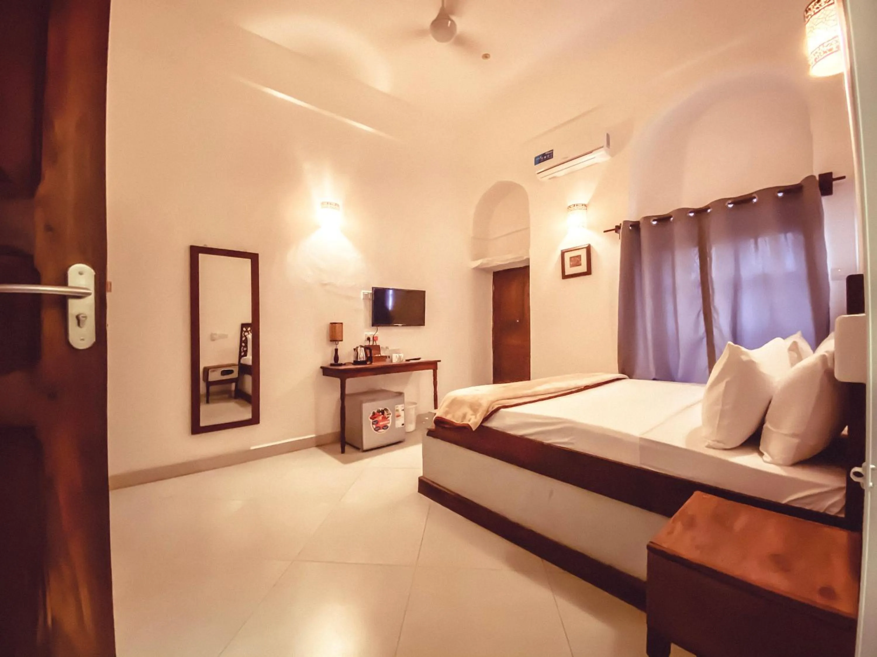 Standard Double Room in Smiles Stone Town Hotel