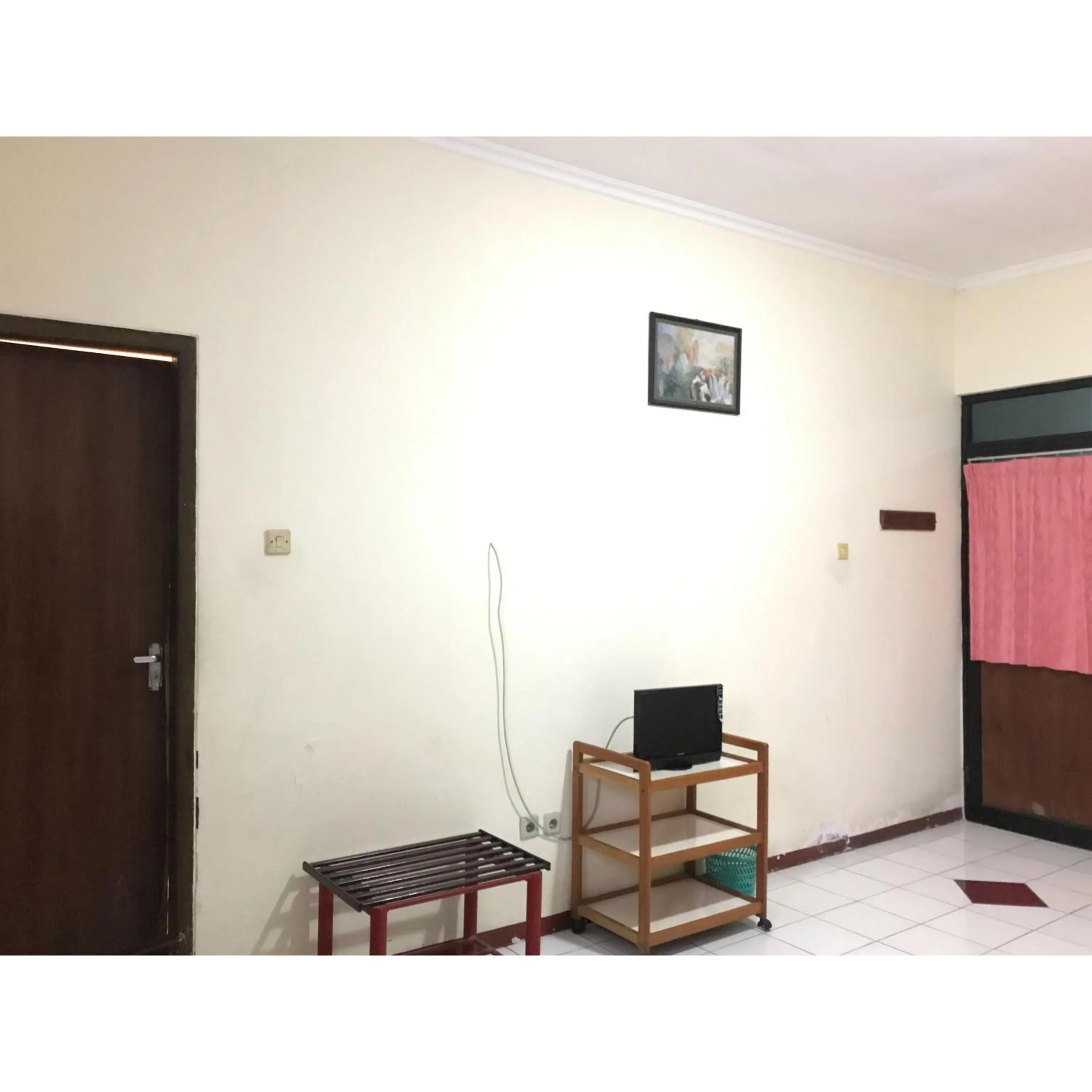 Bedroom in Hotel Lie Mas Prigen Pasuruan Mitra RedDoorz