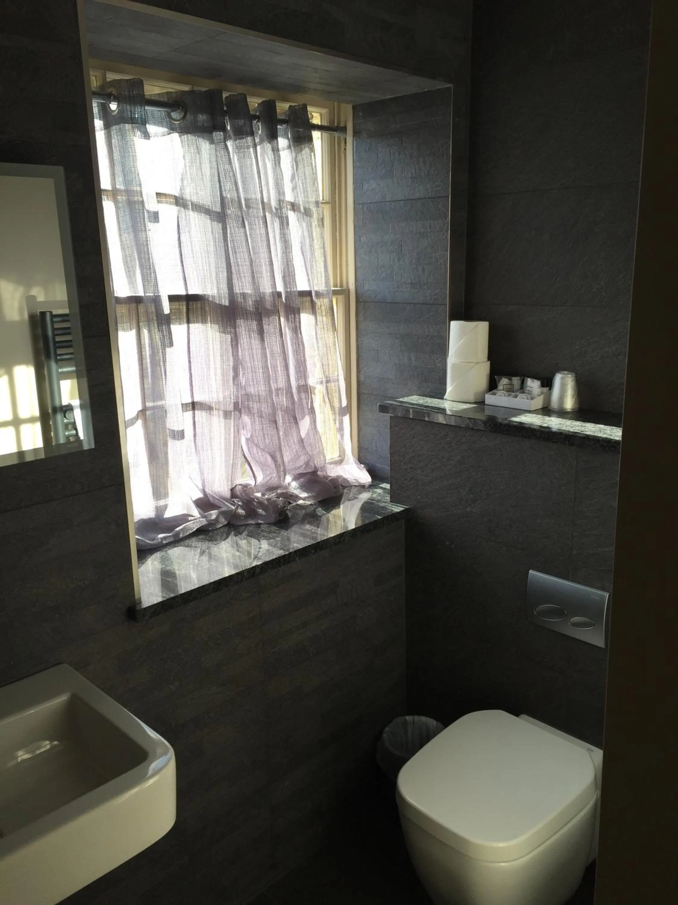 Bathroom in The Peacock